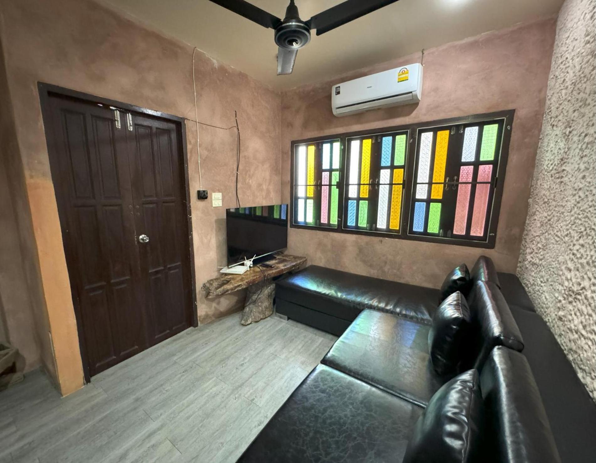 House 100m To The Holiday home Kamala Beach