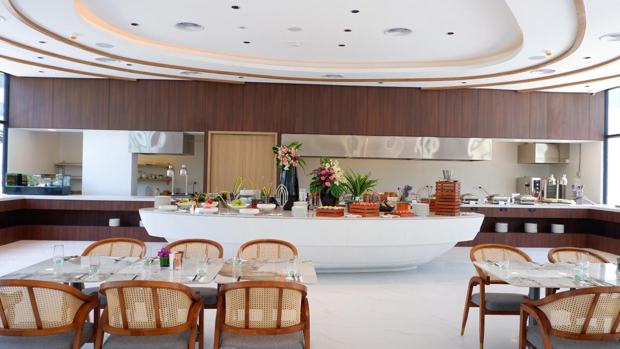 Laya Phuket Island Resort Layan Beach (Phuket)