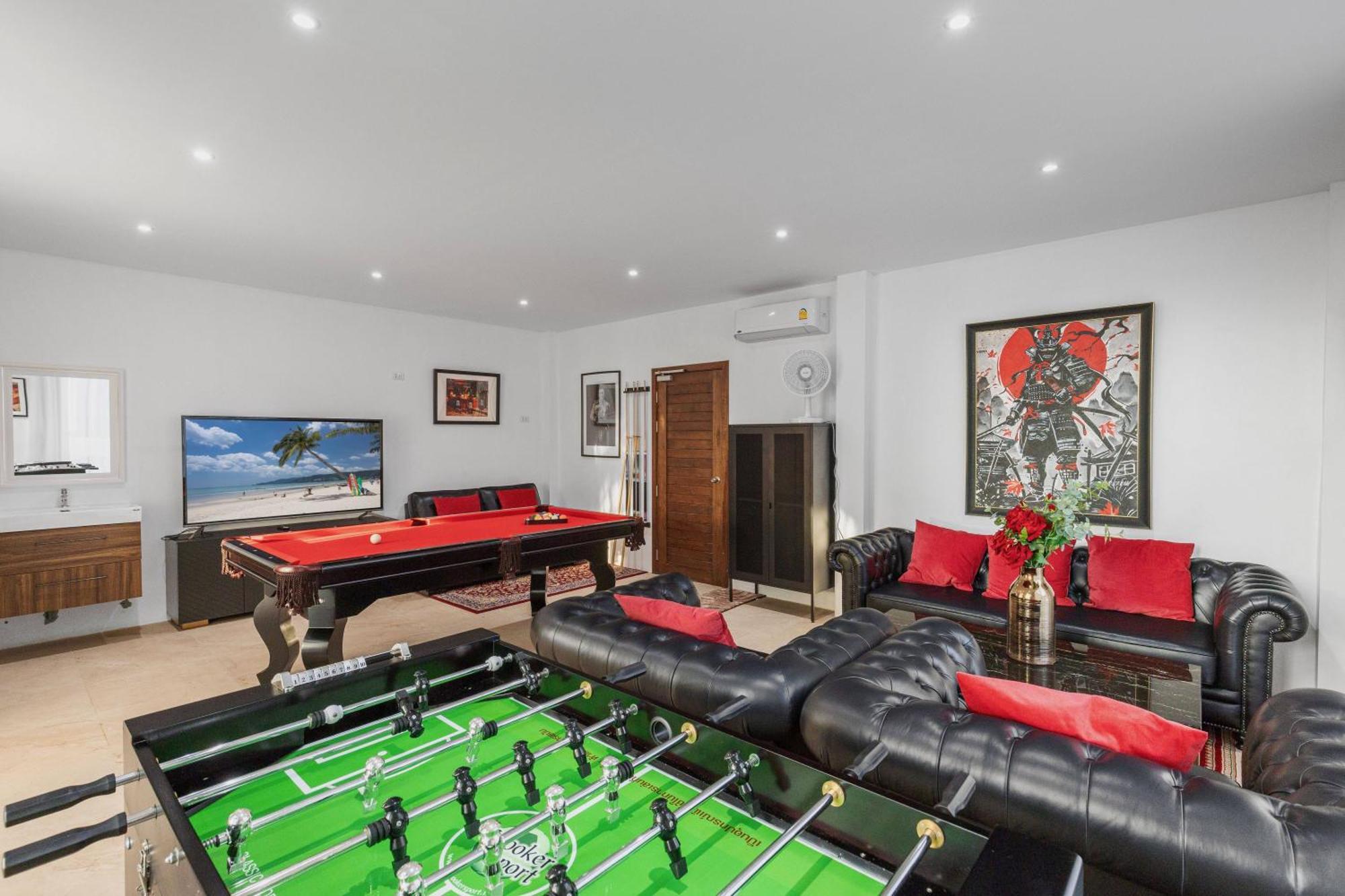 Spectacular Ocean Views 8br Pool Sawan In Patong! Relax & Play - Billiard, Table Football, Gym & Sauna! Vila