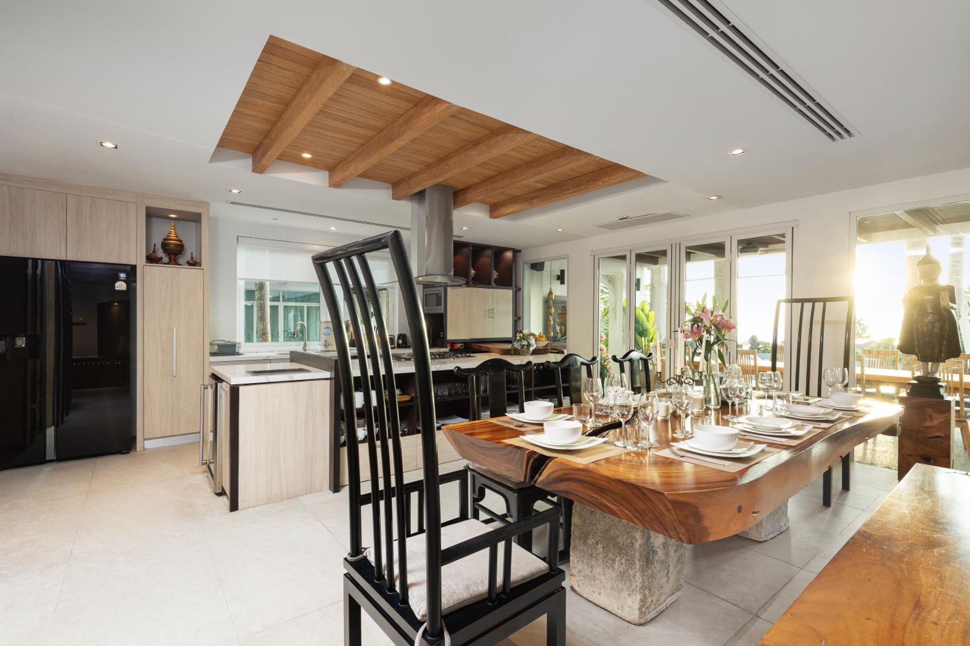 Spectacular Ocean Views 8br Pool Sawan In Patong! Relax & Play - Billiard, Table Football, Gym & Sauna! Vila *