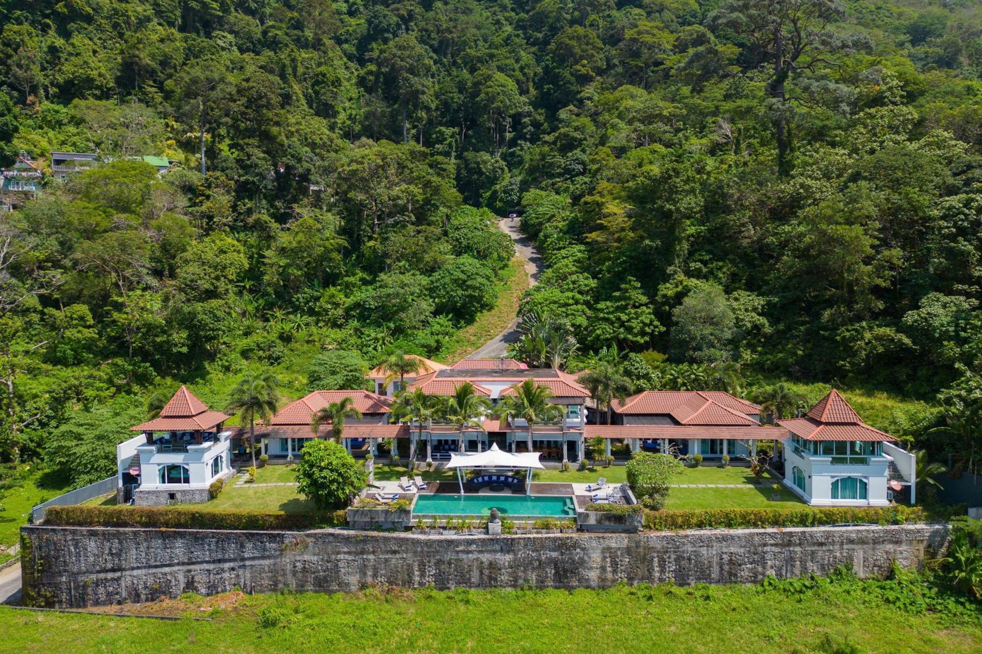 Spectacular Ocean Views 8br Pool Sawan In Patong! Relax & Play - Billiard, Table Football, Gym & Sauna! * Patong