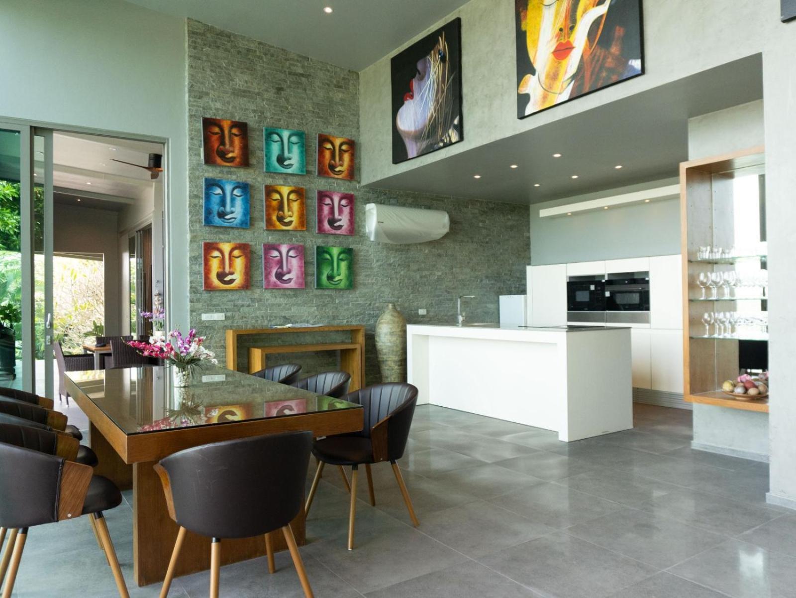 Villa Phuket 4-bedrooms Seaview 884m2 Private Xl Luxury Infinity Pool *