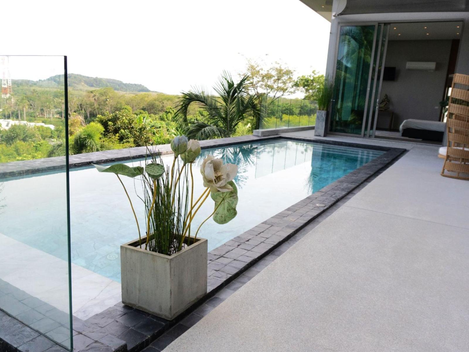 Villa Phuket 4-bedrooms Seaview 884m2 Private Xl Luxury Infinity Pool *