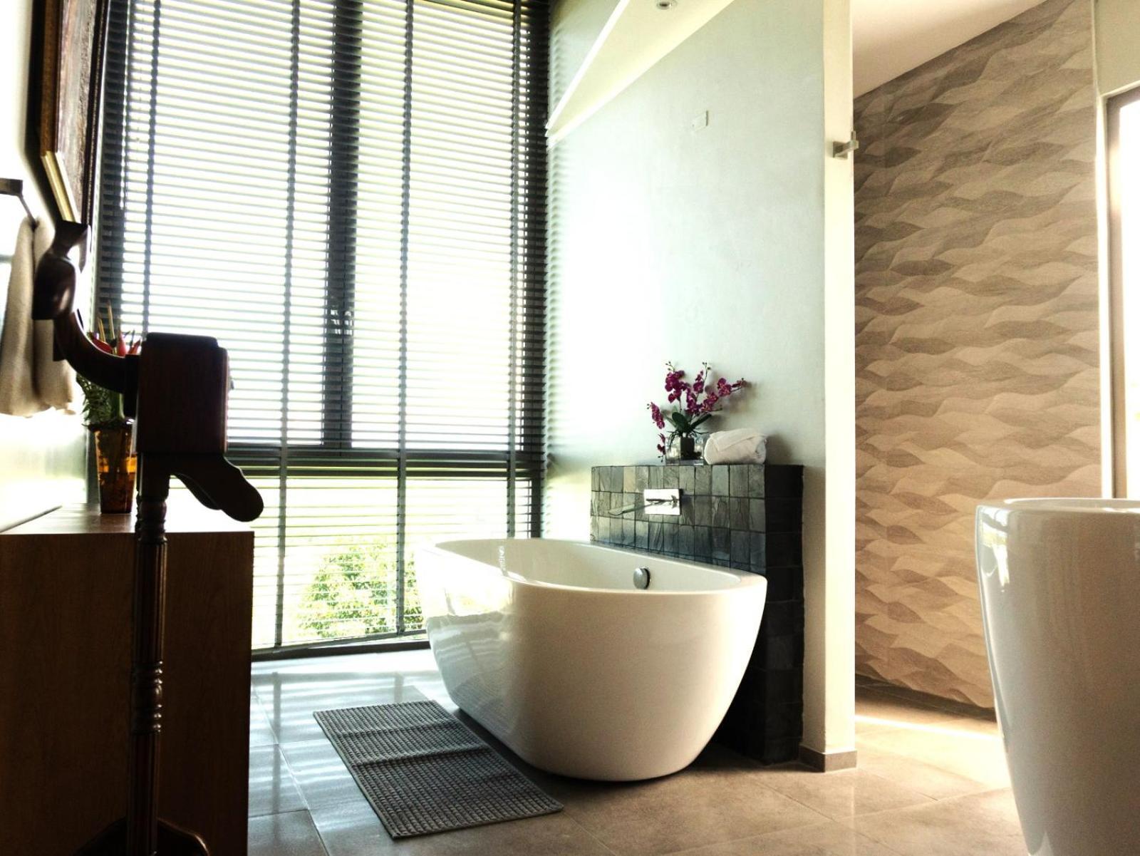 Phuket 4-bedrooms Seaview 884m2 Private Xl Luxury Infinity Pool *