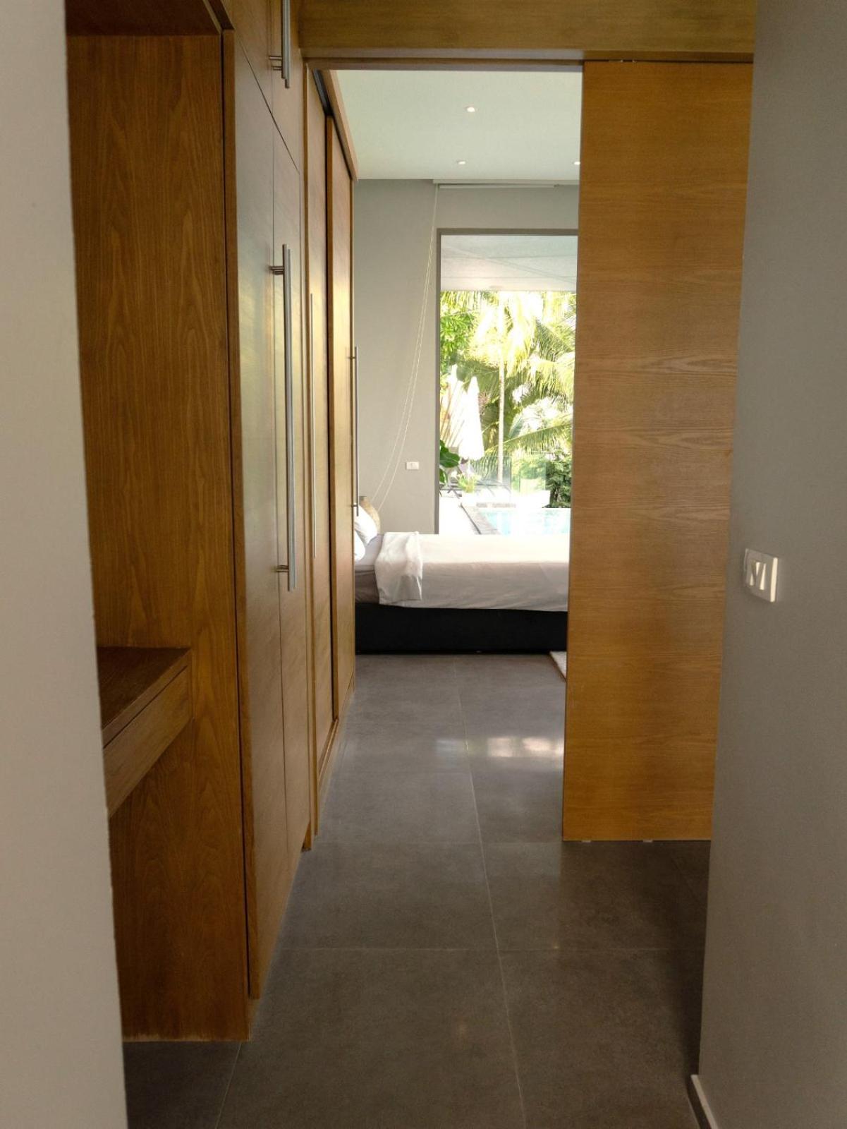 Phuket 4-bedrooms Seaview 884m2 Private Xl Luxury Infinity Pool