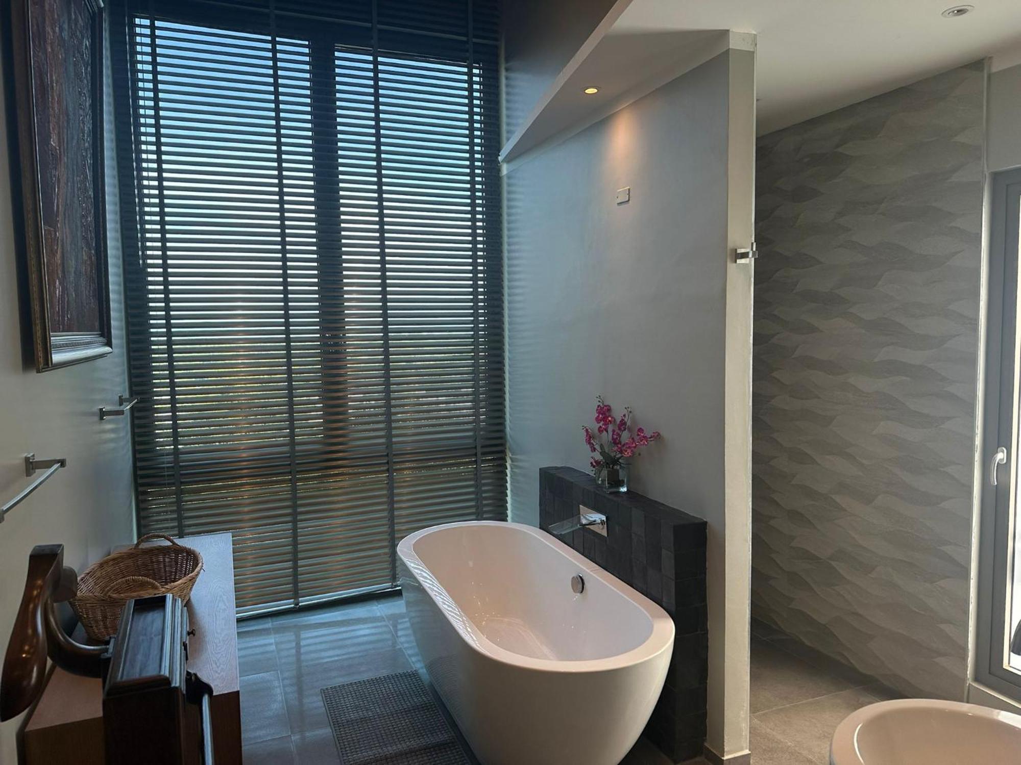 Phuket 4-bedrooms Seaview 884m2 Private Xl Luxury Infinity Pool