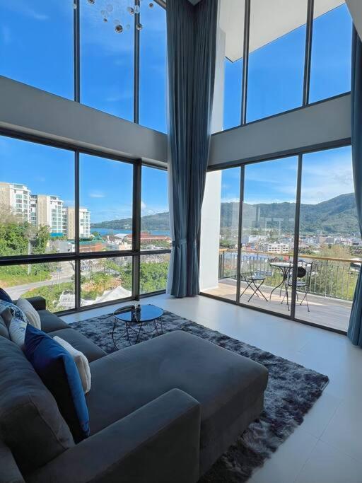 Seaview 2 Bedroom Spacious Modern Duplex Near