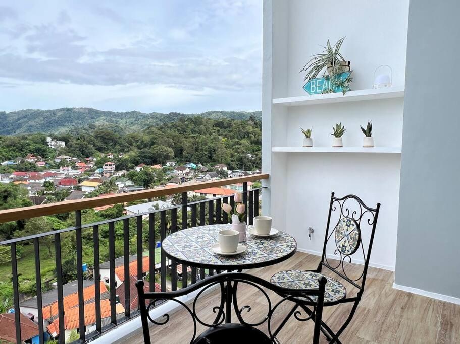 Seaview 2 Bedroom Spacious Modern Duplex Near Kamala Beach