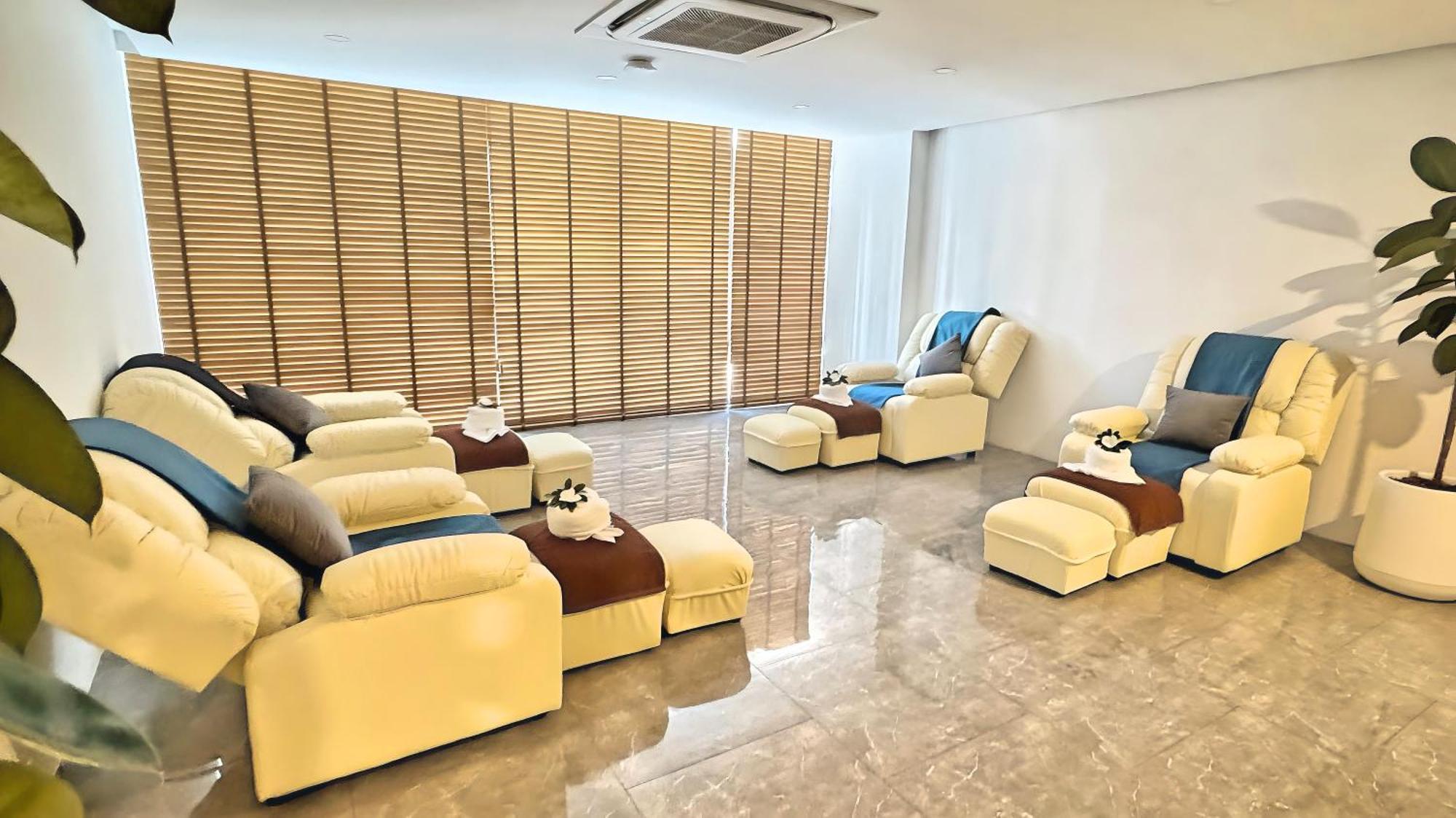 Luxury In A 5-star Hotel, Near Nai Harn