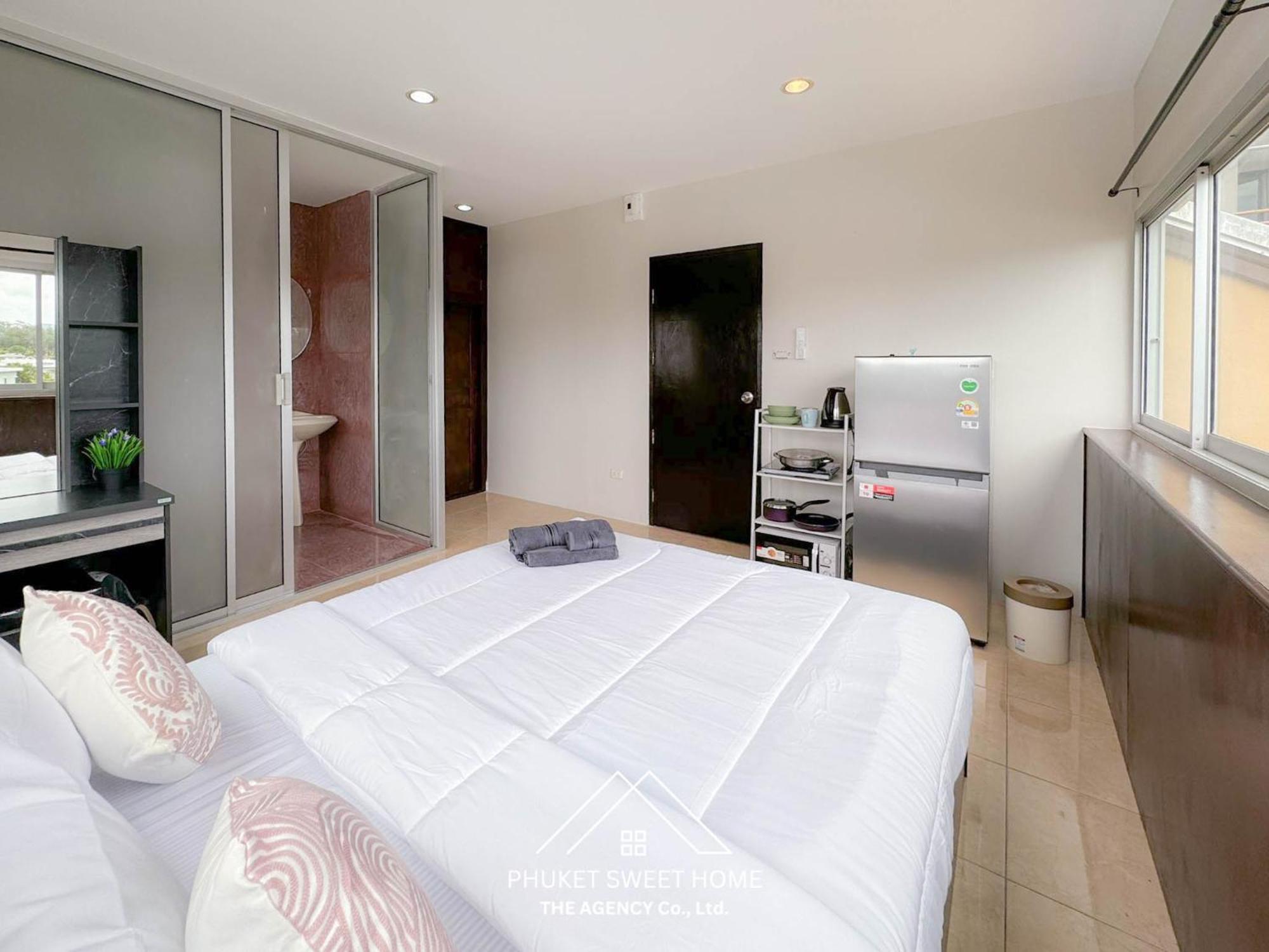 Apartment 401 *