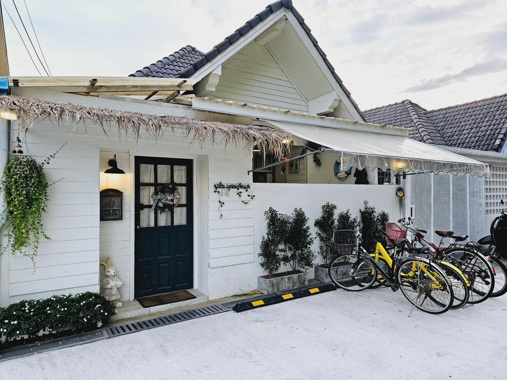 Little Latte House -