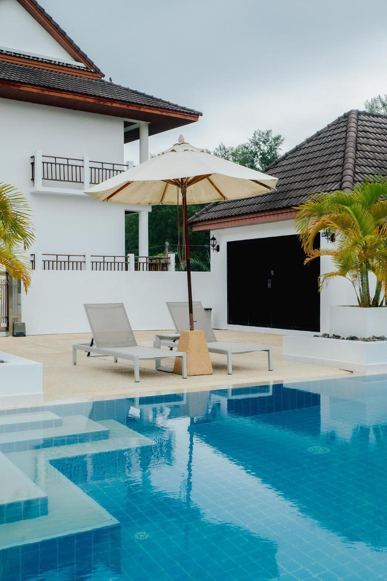 The Sands 2 Bedroom Naiharn Apartment *