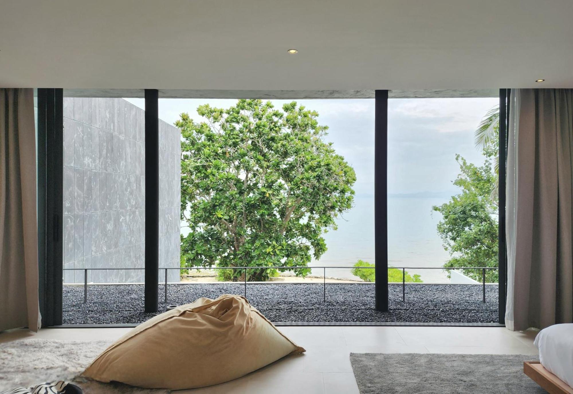 Luxury Beachfront 4 Bedroom Amana At Ta-ke A Villa