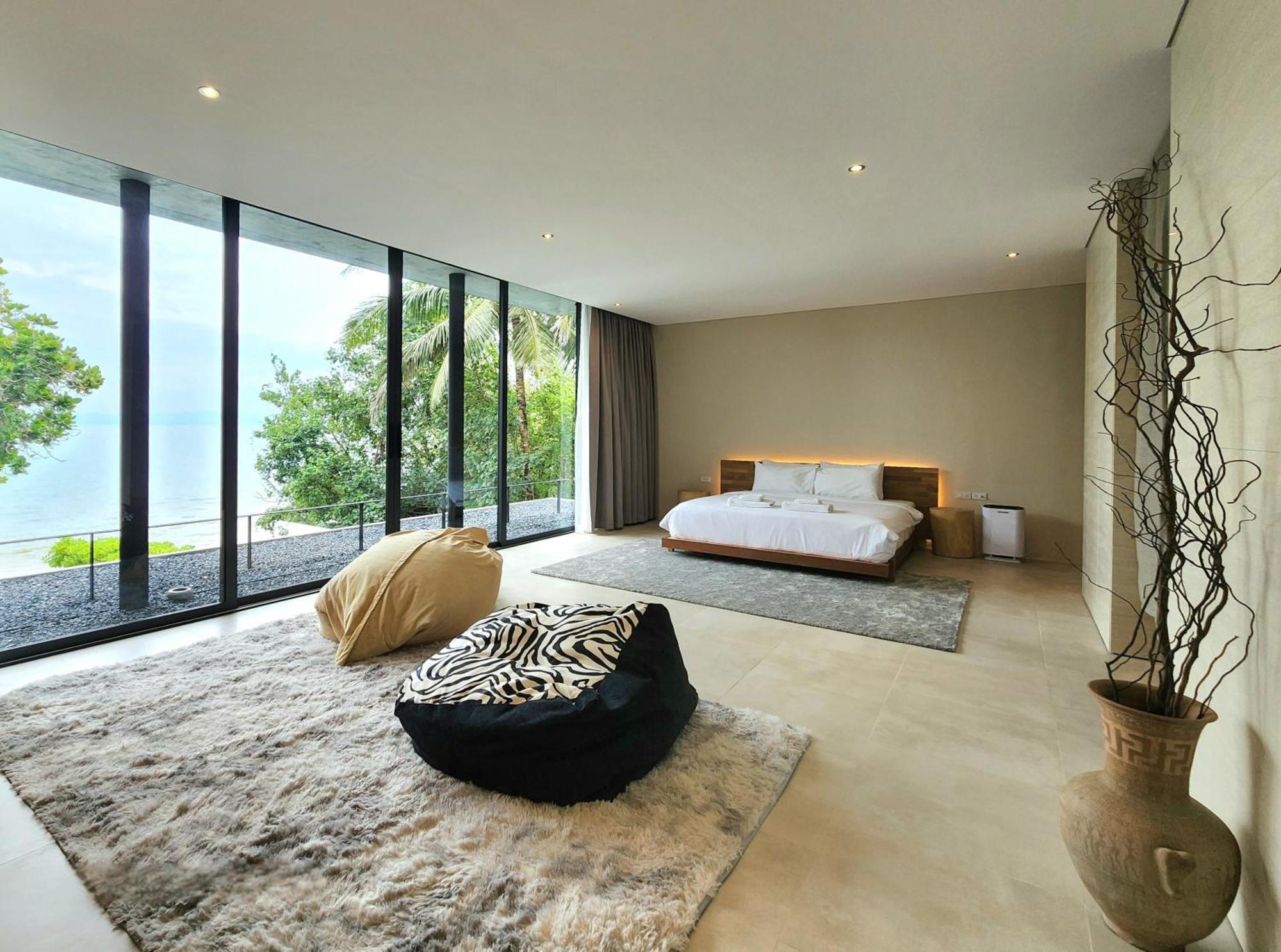 Luxury Beachfront 4 Bedroom Amana At Ta-ke A *