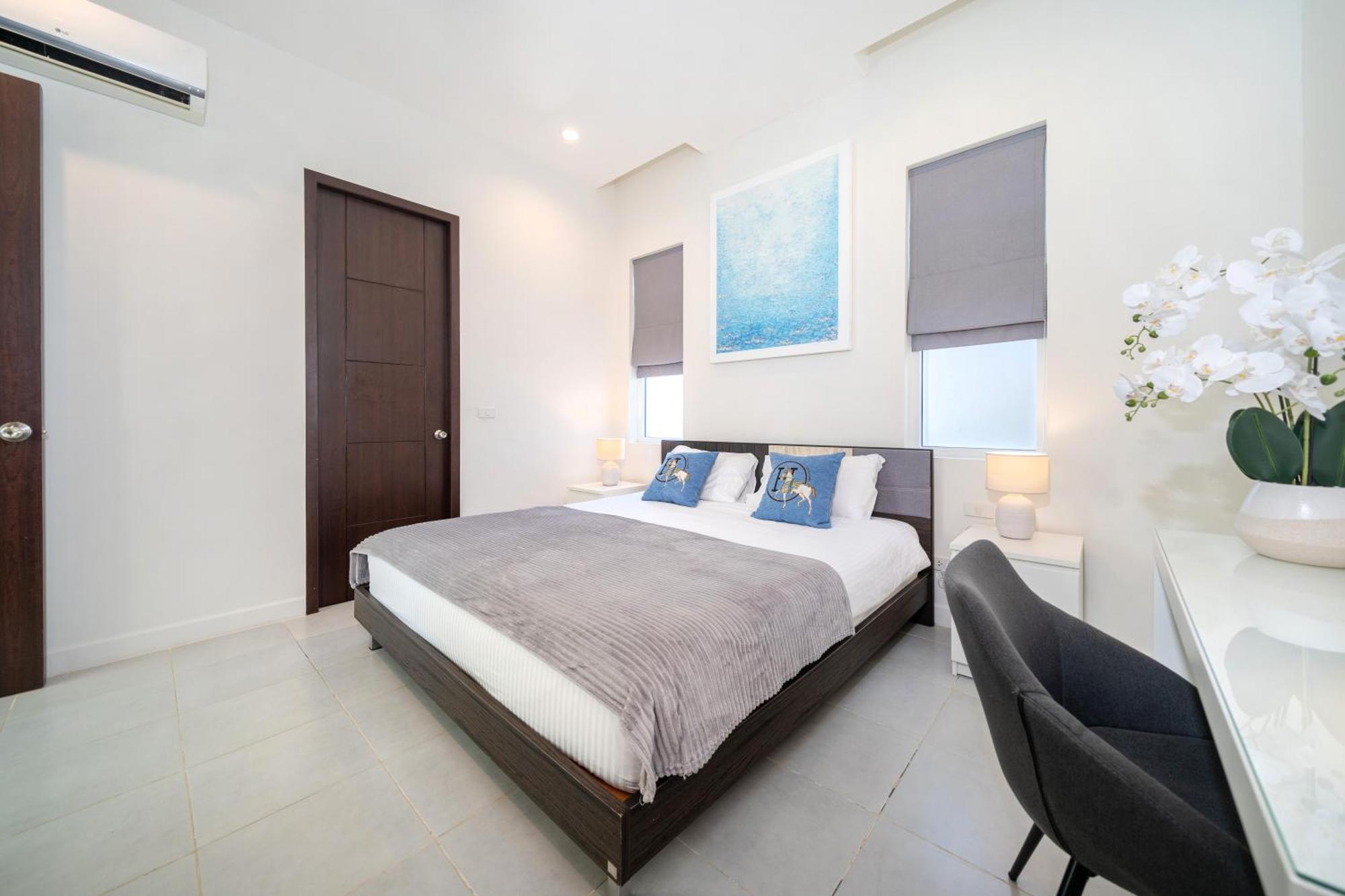 3-bedrooms Modern In Rawai Villa
