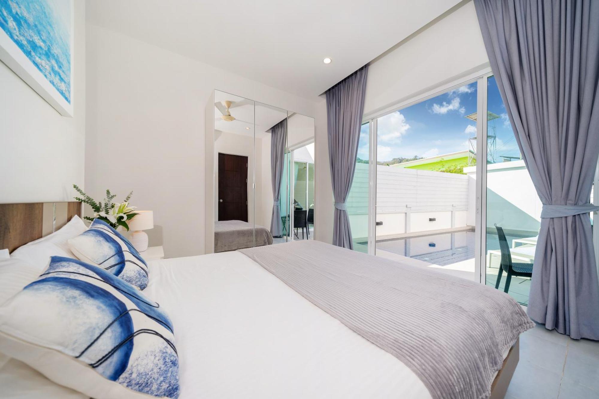 3-bedrooms Modern In Rawai Villa