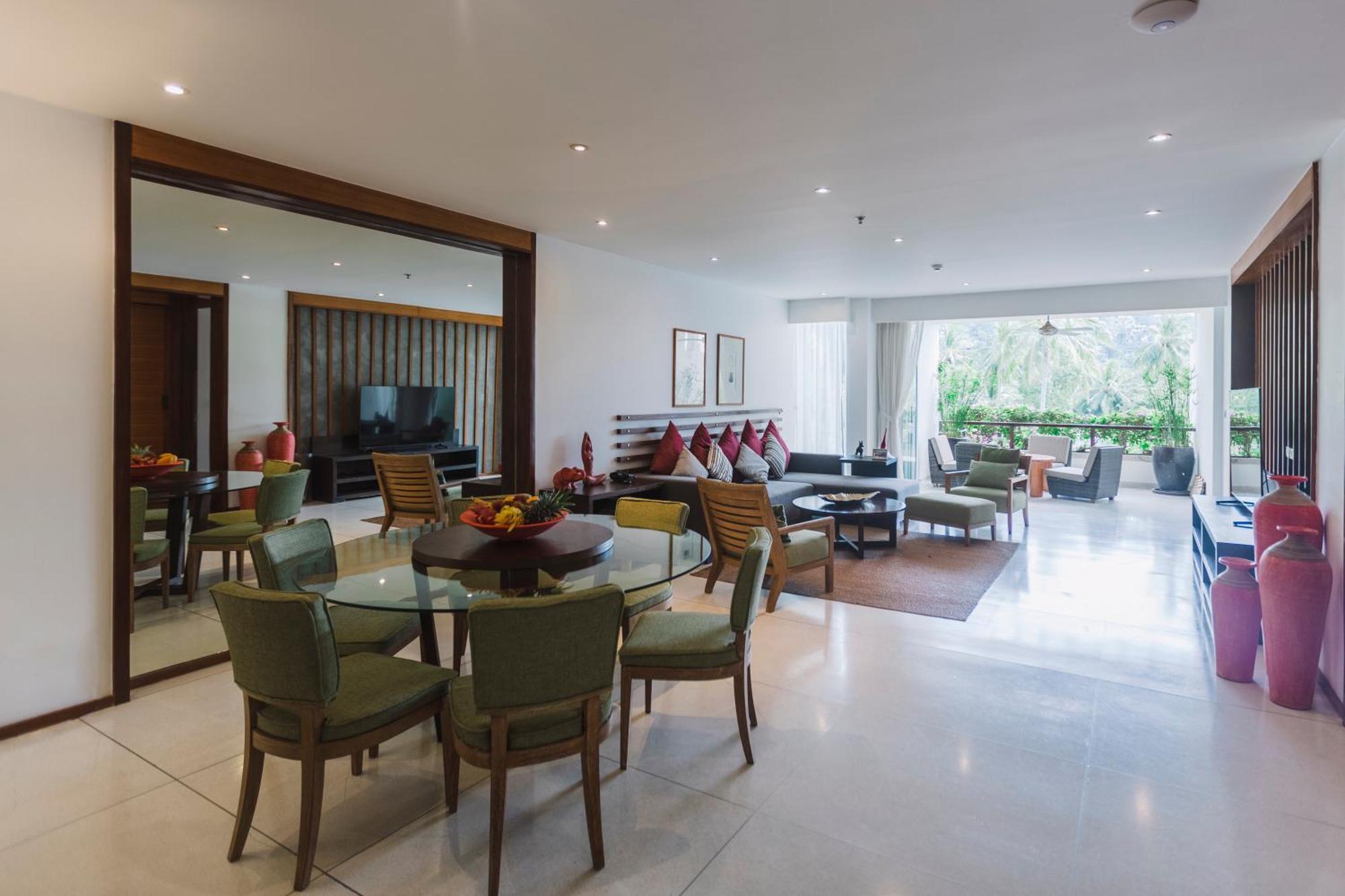Hidden Oasis Spacious Luxury, 50 Meter From Praia de Surin