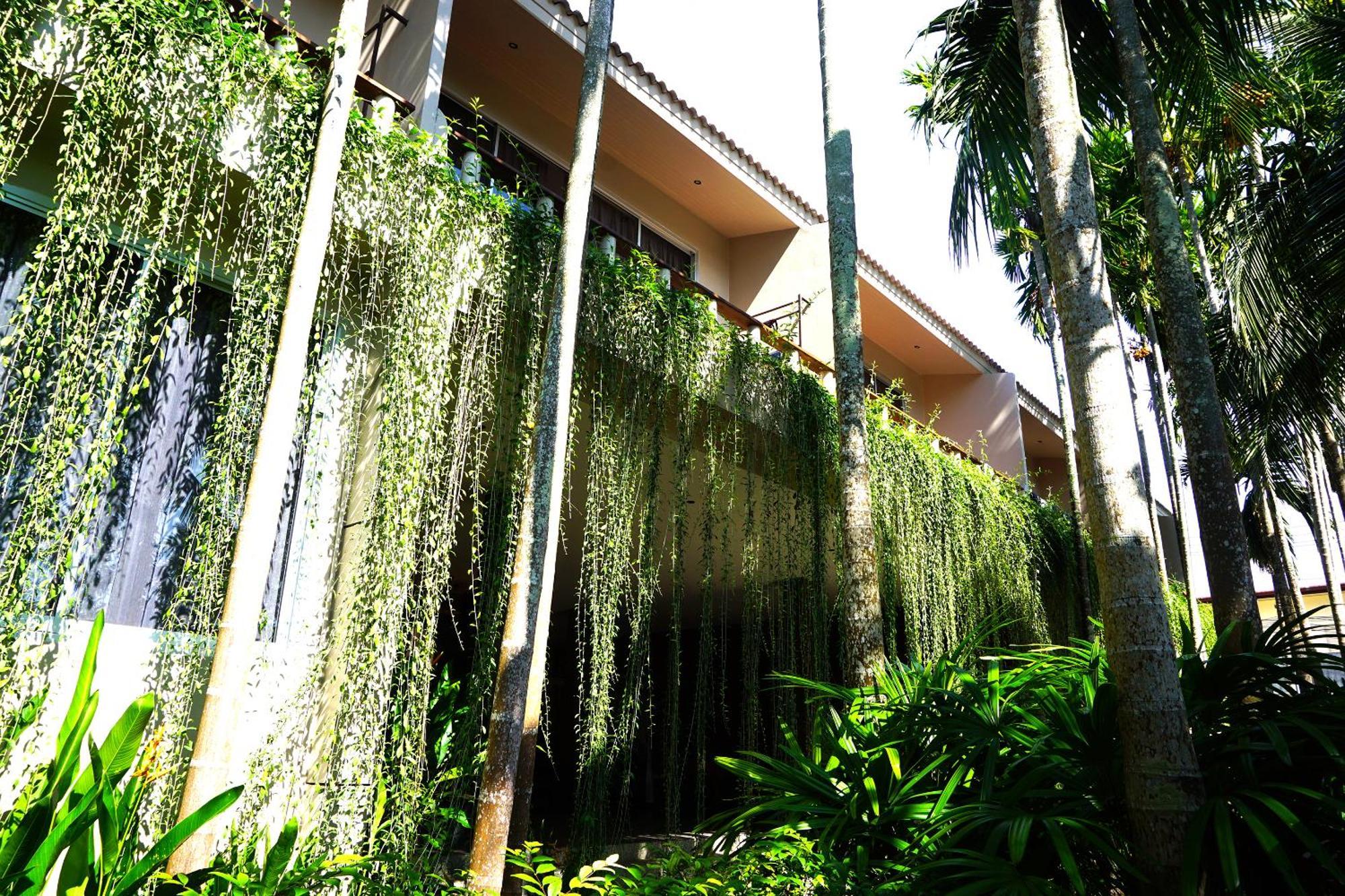 Signature Phuket Sha