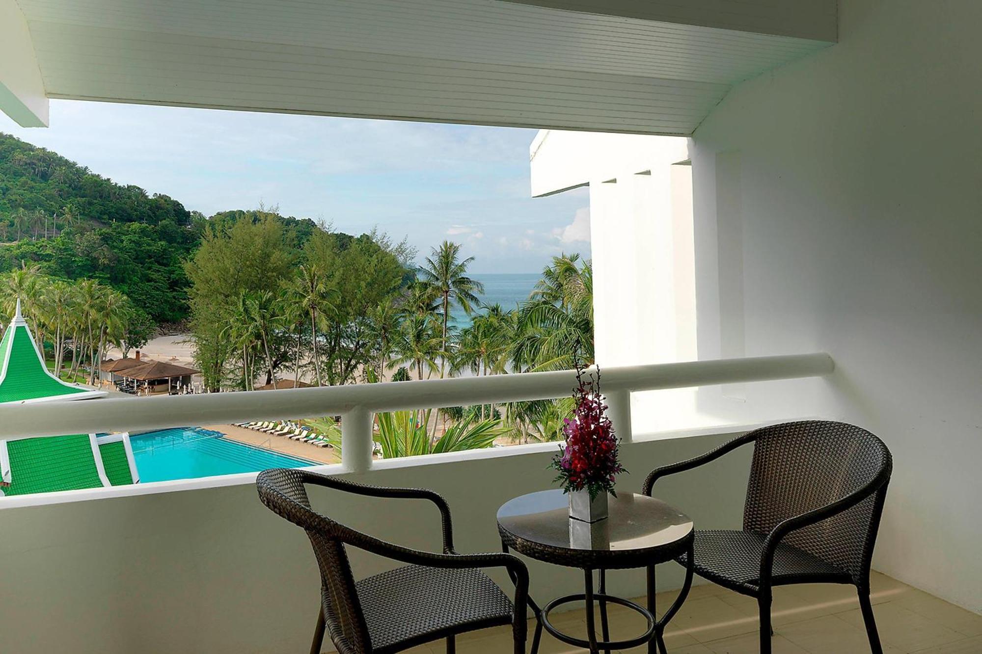 Resort Le Meridien Phuket - Sha Extra 5*