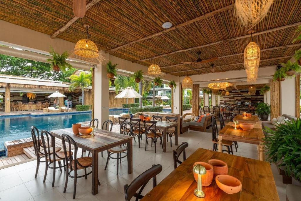 Beni | Direct Ocean View Luxury In 5 Star Facility | Beachfront *