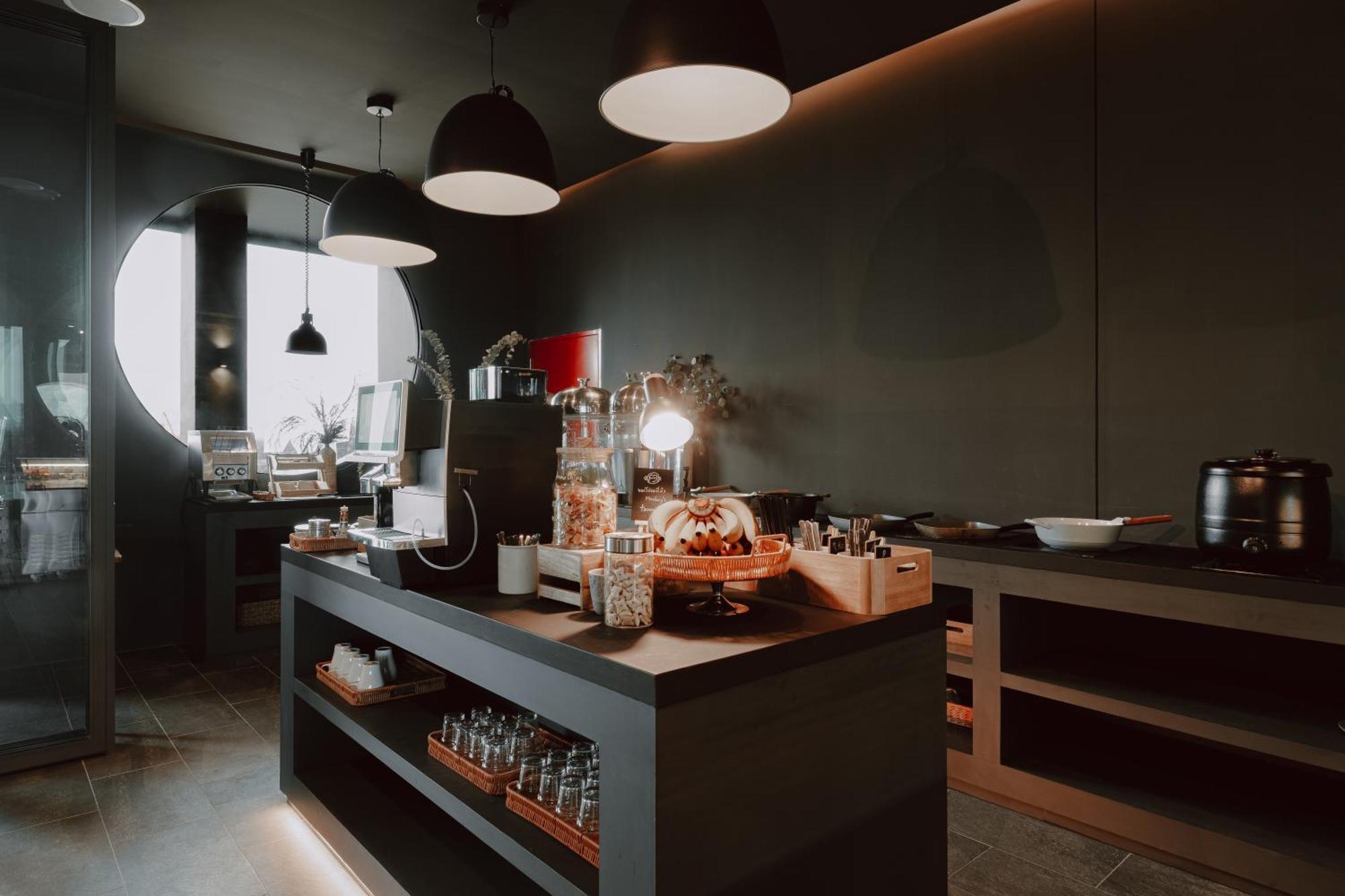 Blu Monkey Hub And Laguna, Bangtao Phuket