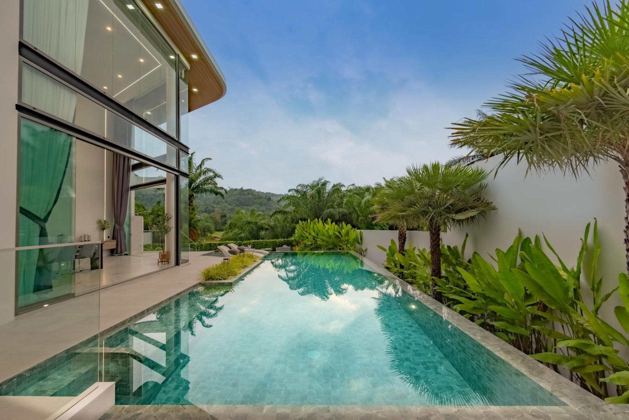 Luxury Golfside Near Patong - Priva Villa Kathu