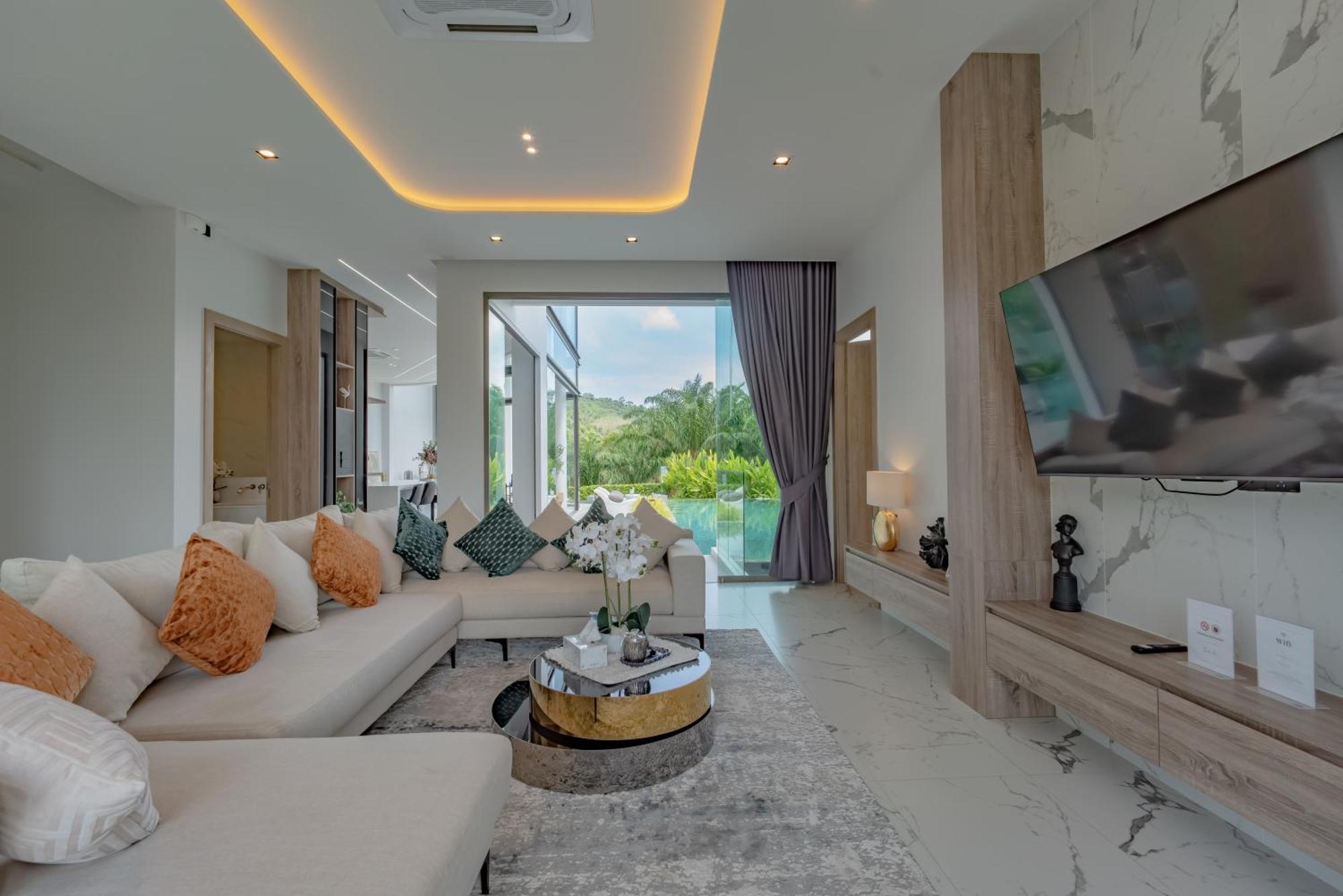 Villa Luxury Golfside Near Patong - Priva Kathu