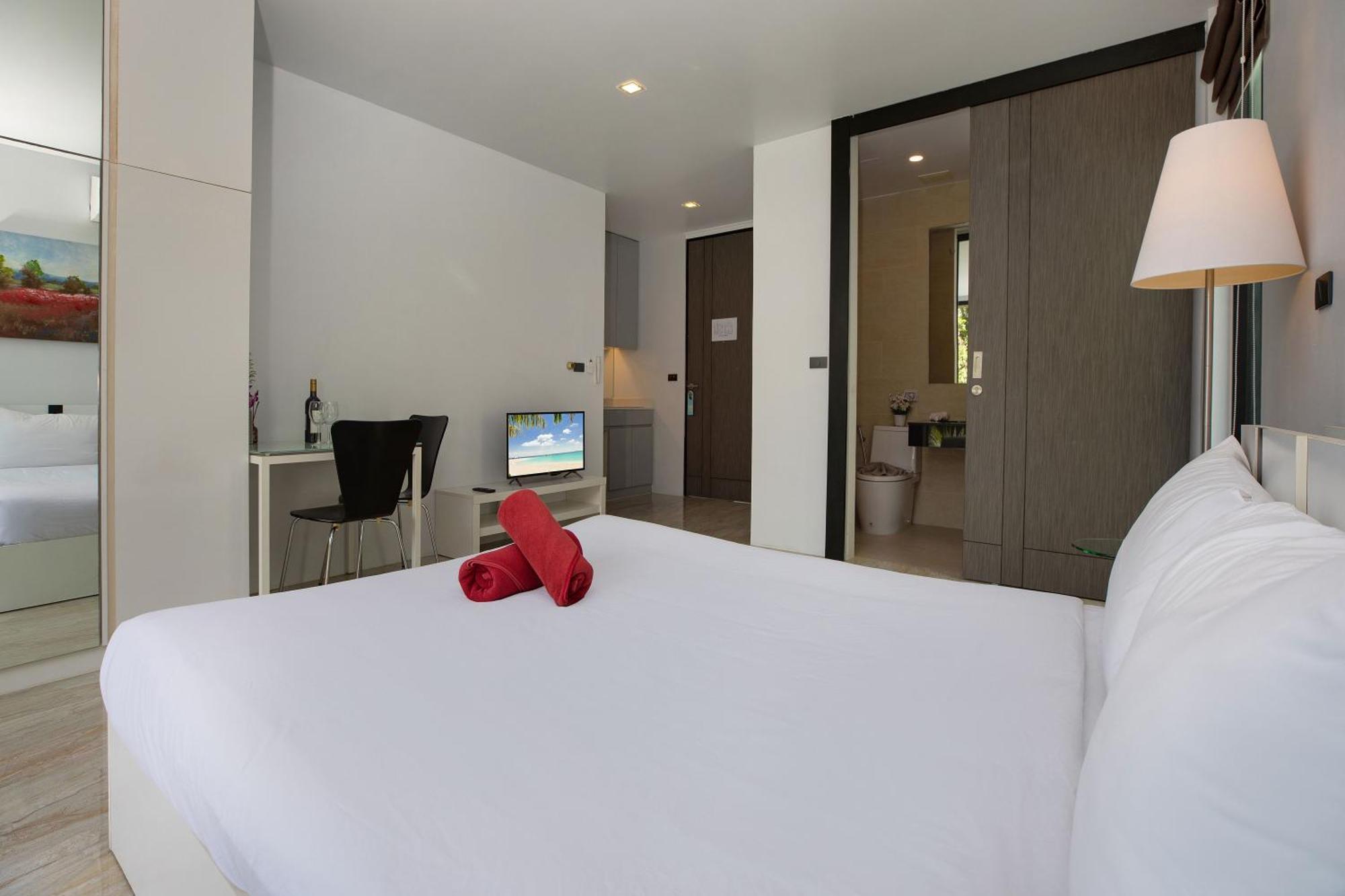 Lively At Vibrant Kata, 4br Pool B2 Near - Utk2 Villa