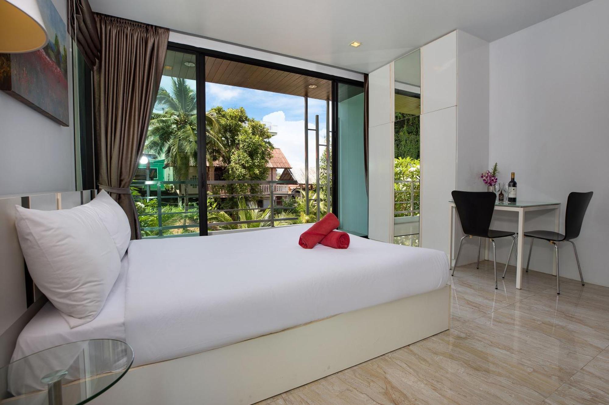 Lively At Vibrant Kata, 4br Pool B2 Near - Utk2 Villa