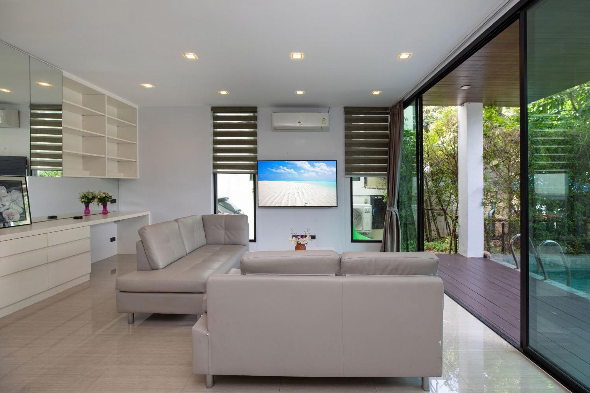 Lively At Vibrant Kata, 4br Pool B2 Near - Utk2 Villa *