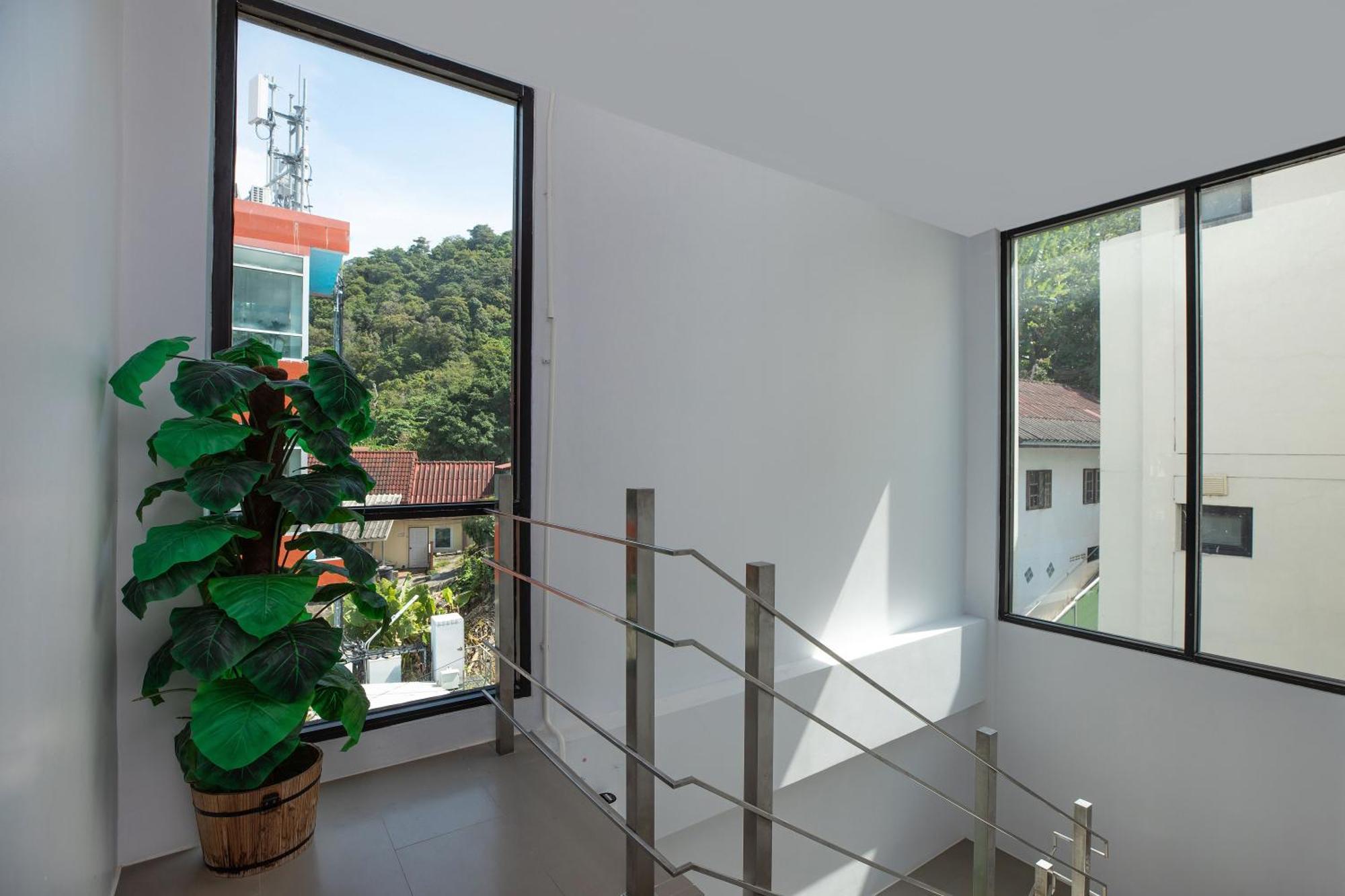 Lively At Vibrant Kata, 4br Pool B2 Near - Utk2 * Strand Kata