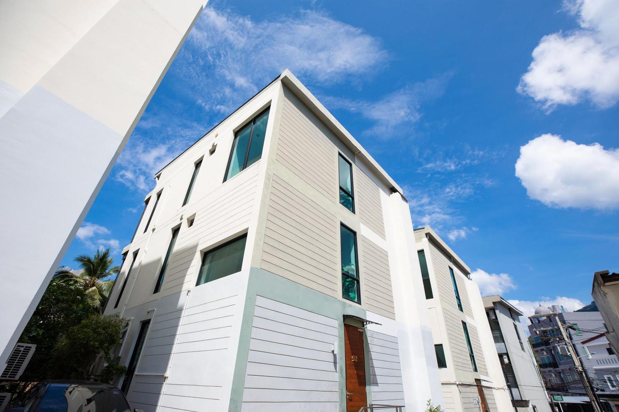 Lively At Vibrant Kata, 4br Pool B2 Near - Utk2 Villa