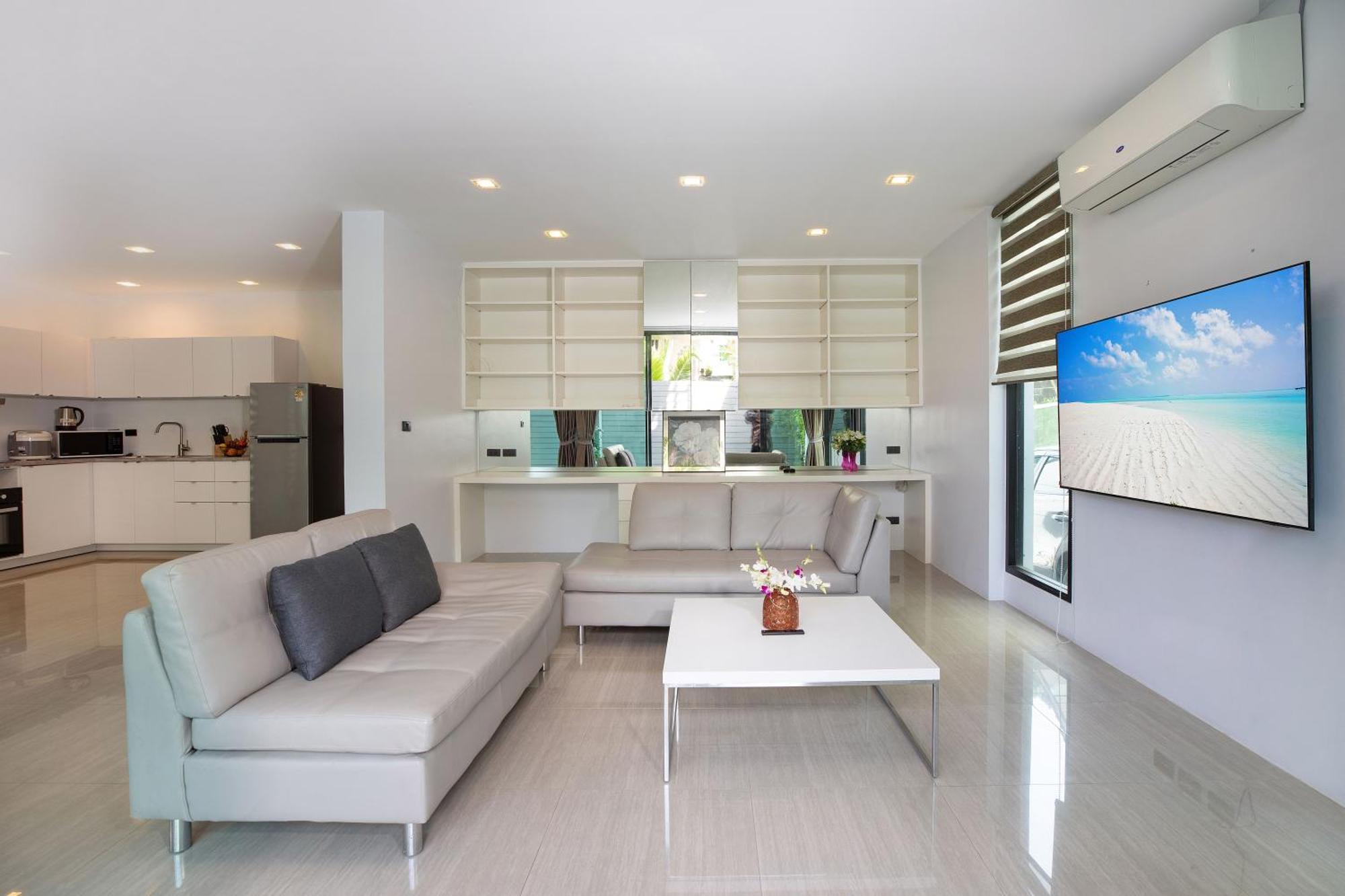 Lively At Vibrant Kata, 4br Pool B2 Near - Utk2