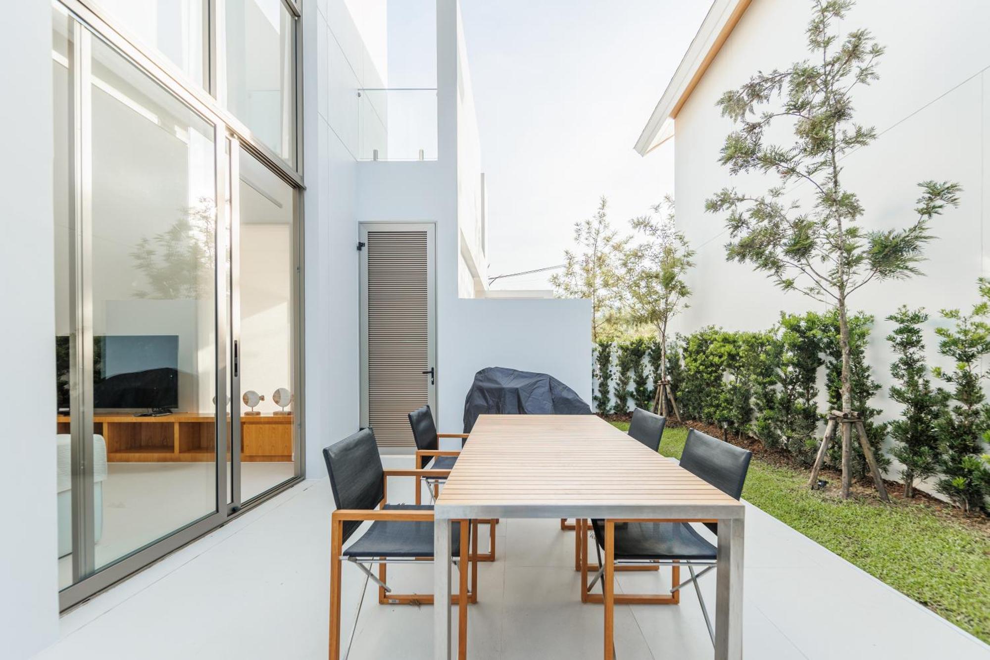 Villa Walaya Lux Pride By Monthstayz Thailand Ban Pak Lak
