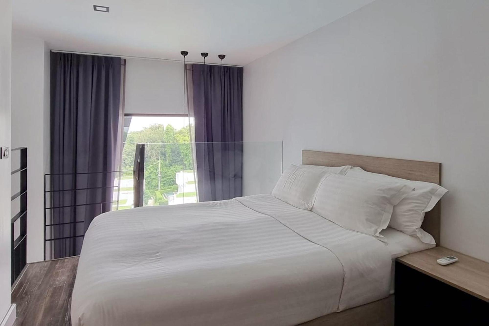 Apartment Perfect Spot - Pool View Duplex In Tropical Naiharn! Utl A310