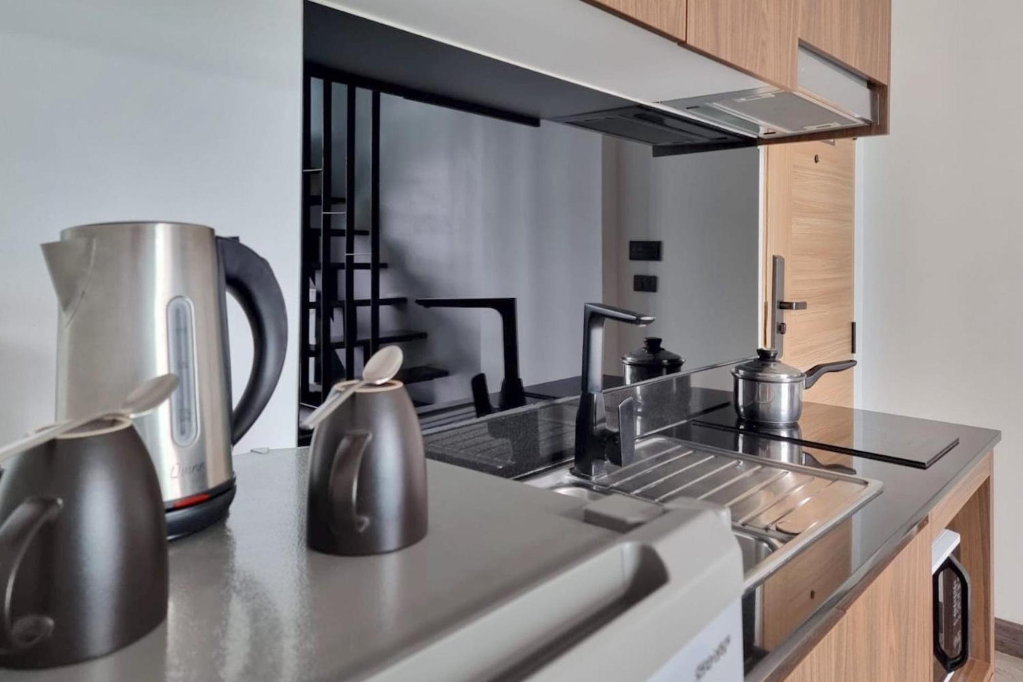 Apartment Perfect Spot - Pool View Duplex In Tropical Naiharn! Utl A310 Rawai