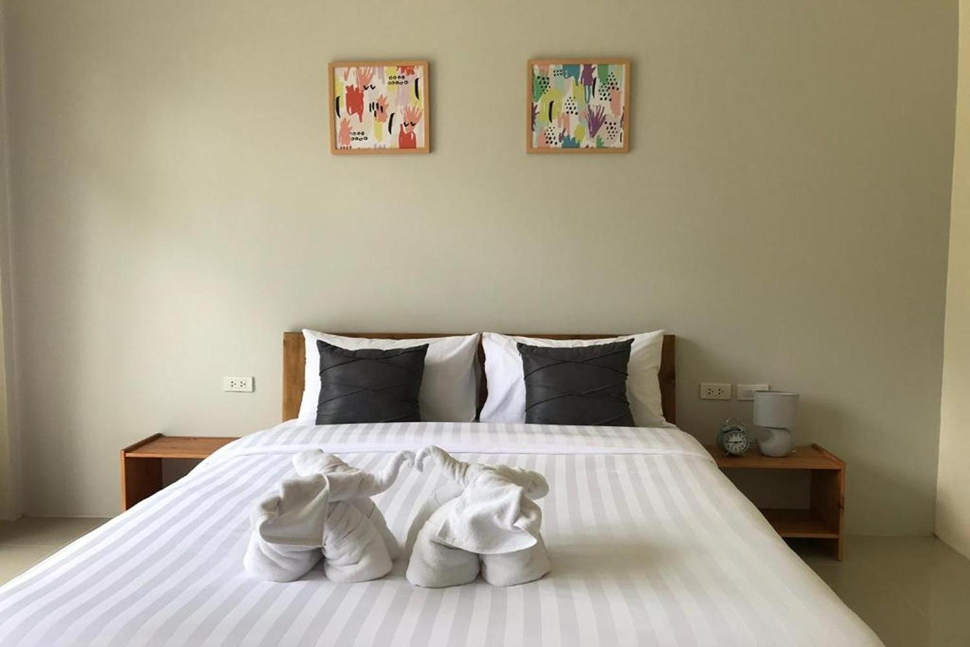Hotel Snooze Phuket - Free Shuttle To Bang Rong Pier 3*
