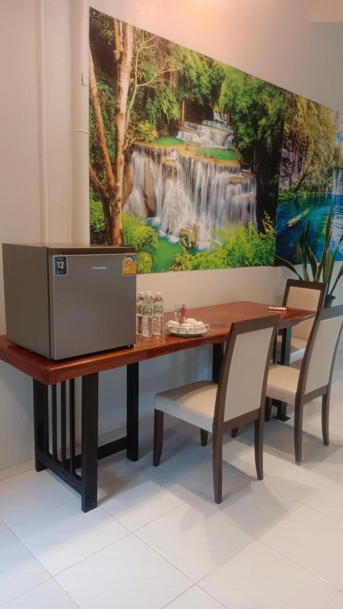 Batikseafood Airport & Accommodatie bij particulieren *