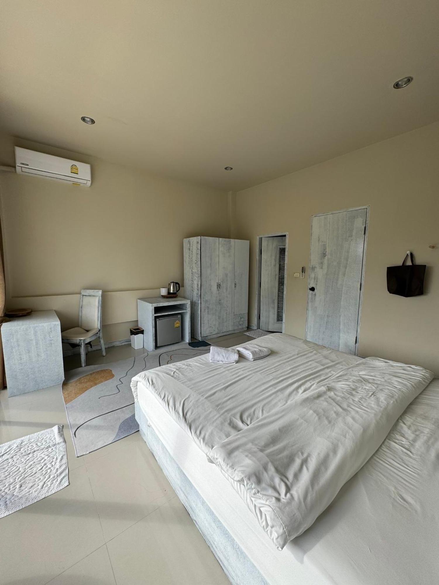 Aparthotel Til Dawn Phuket Ban Karon