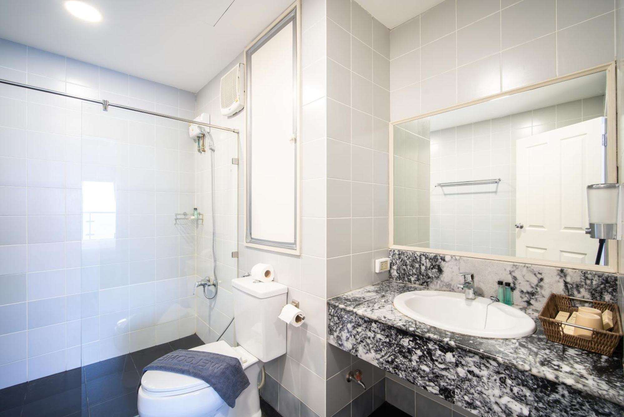 Tower Superior Seaview 4br210 Patong