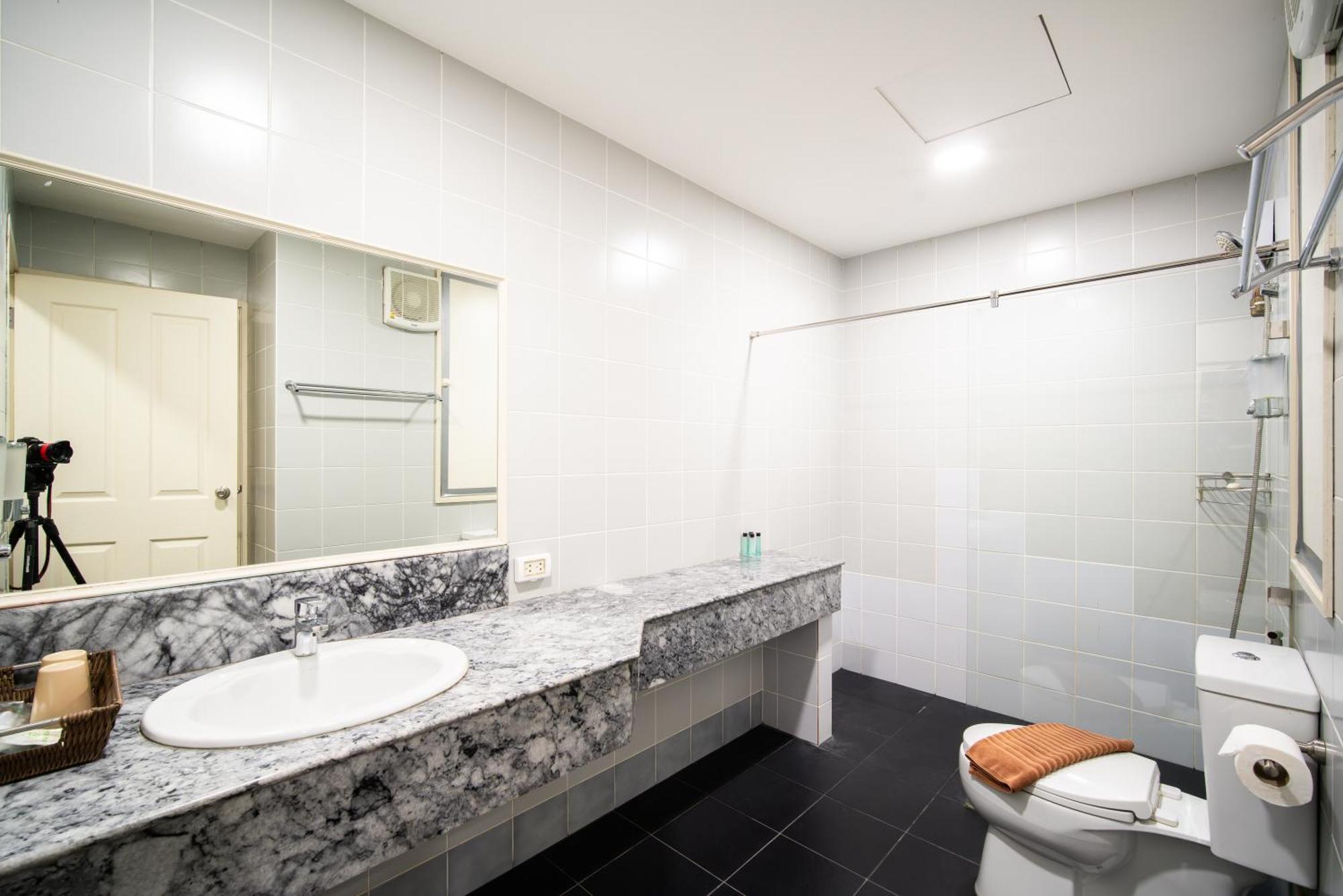 Apartment Tower Superior Seaview 4br210 *