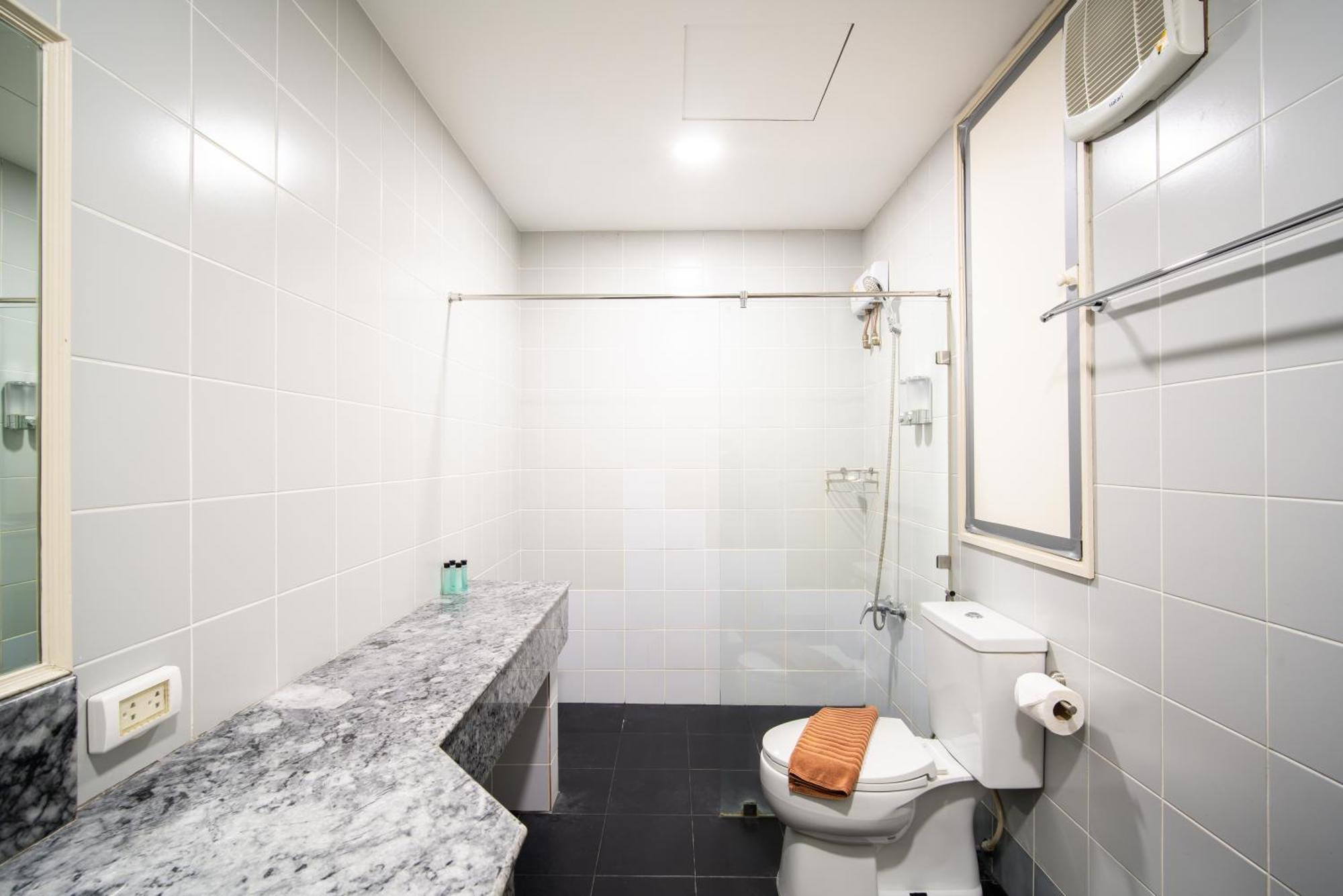 Tower Superior Seaview 4br210 Patong