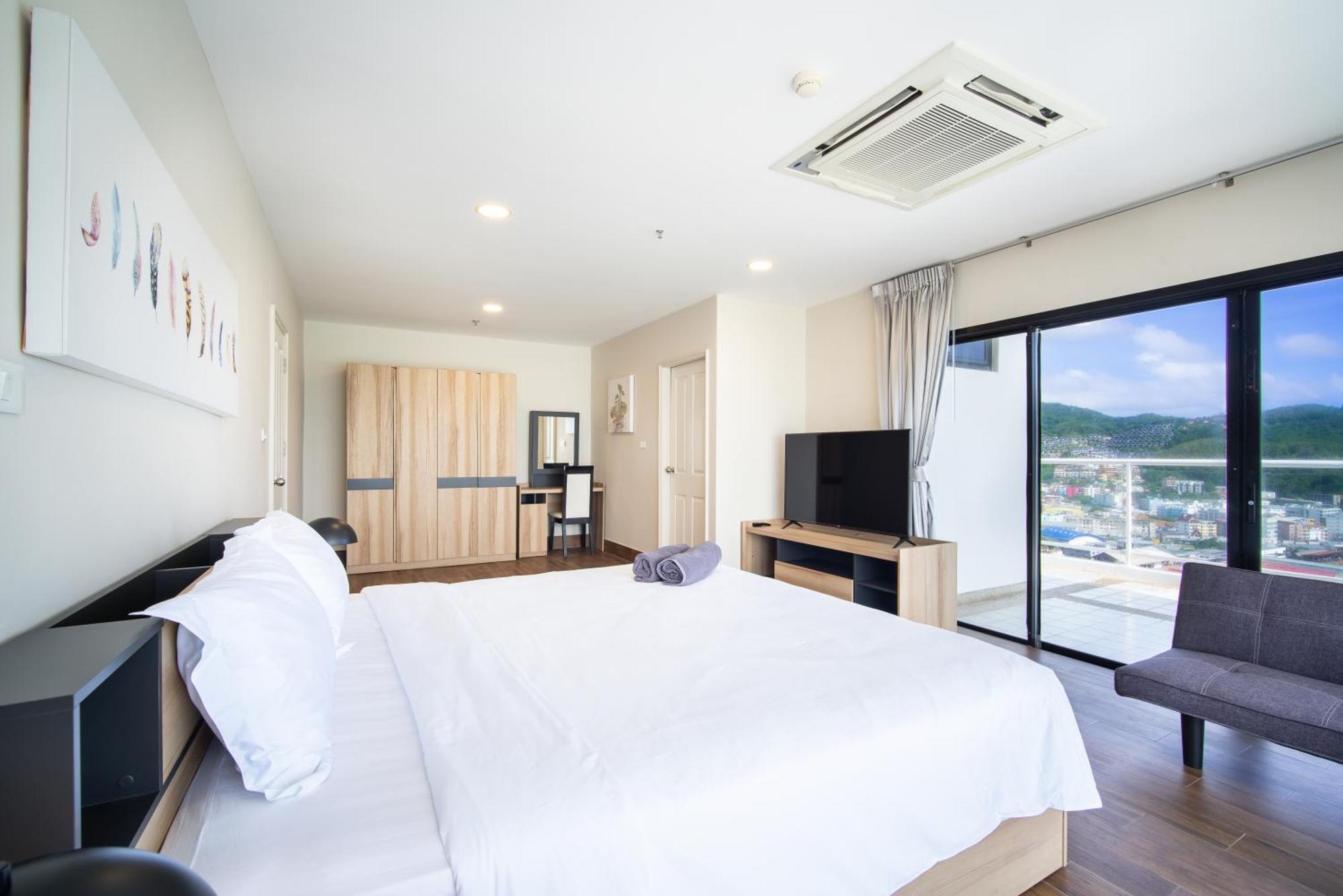 Tower Superior Seaview 4br210 Apartment