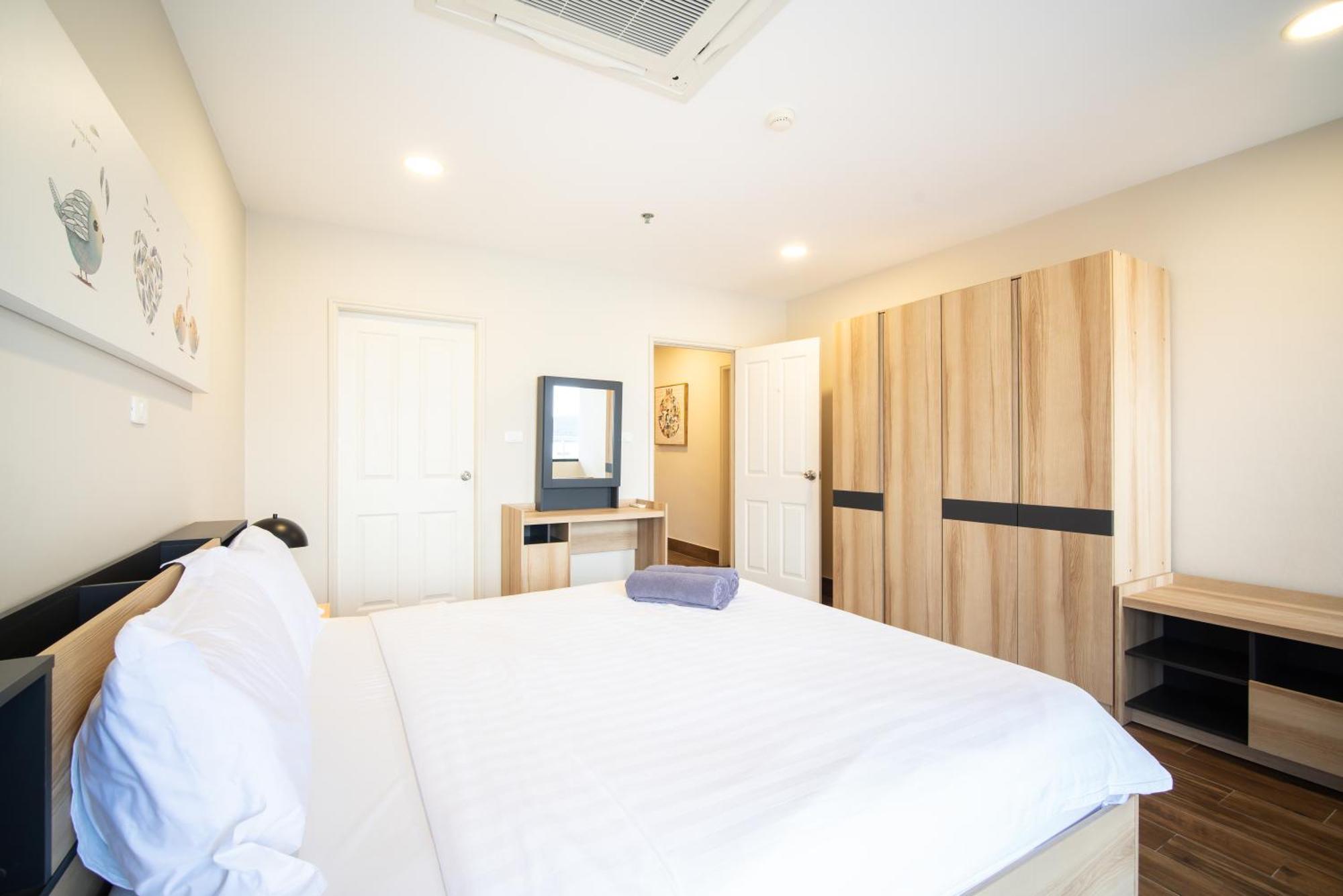 Tower Superior Seaview 4br210