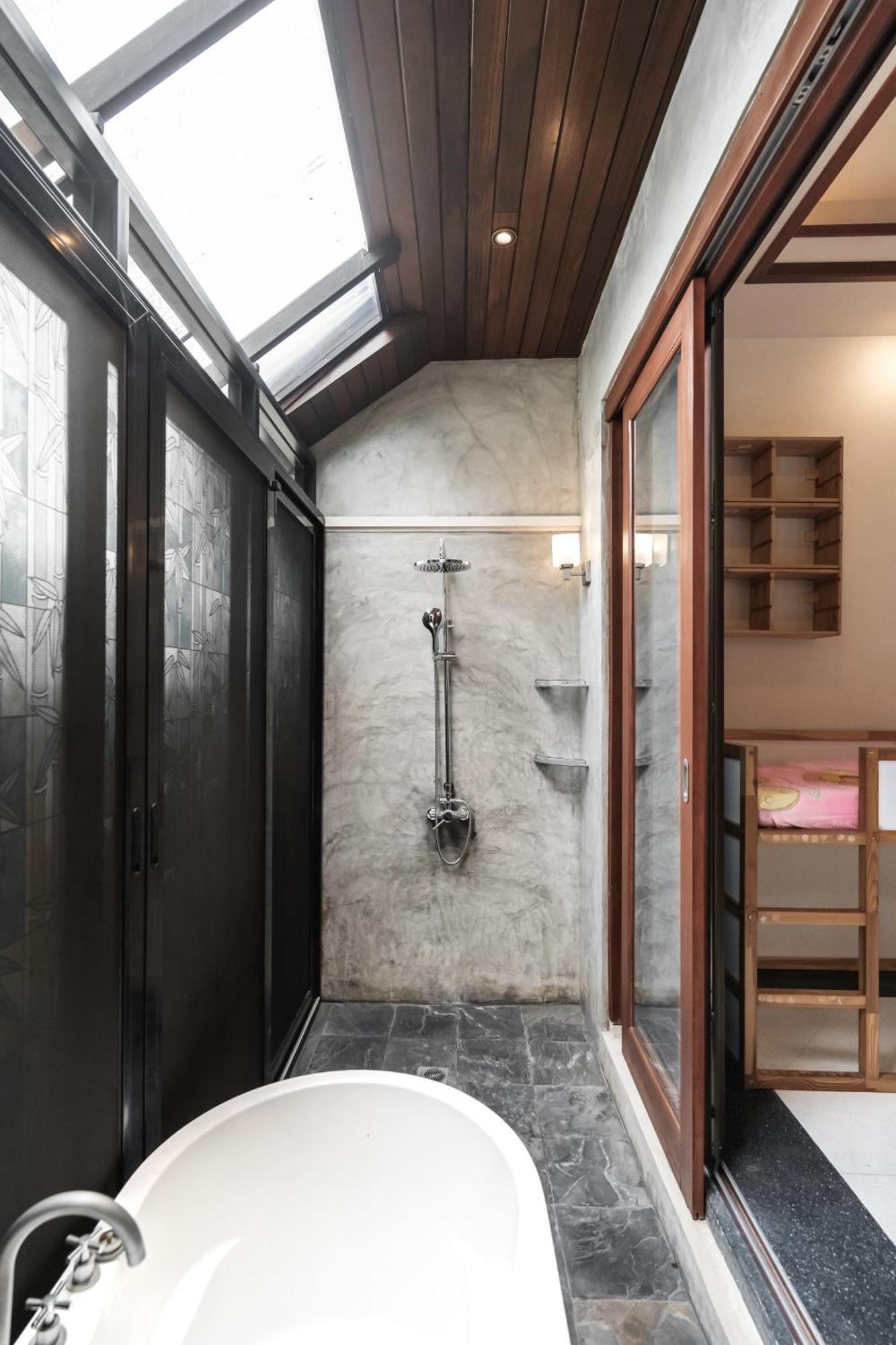 Banyak | Luxury 4br With Terrace And Personal Playground Holiday home Ban Saiyuan