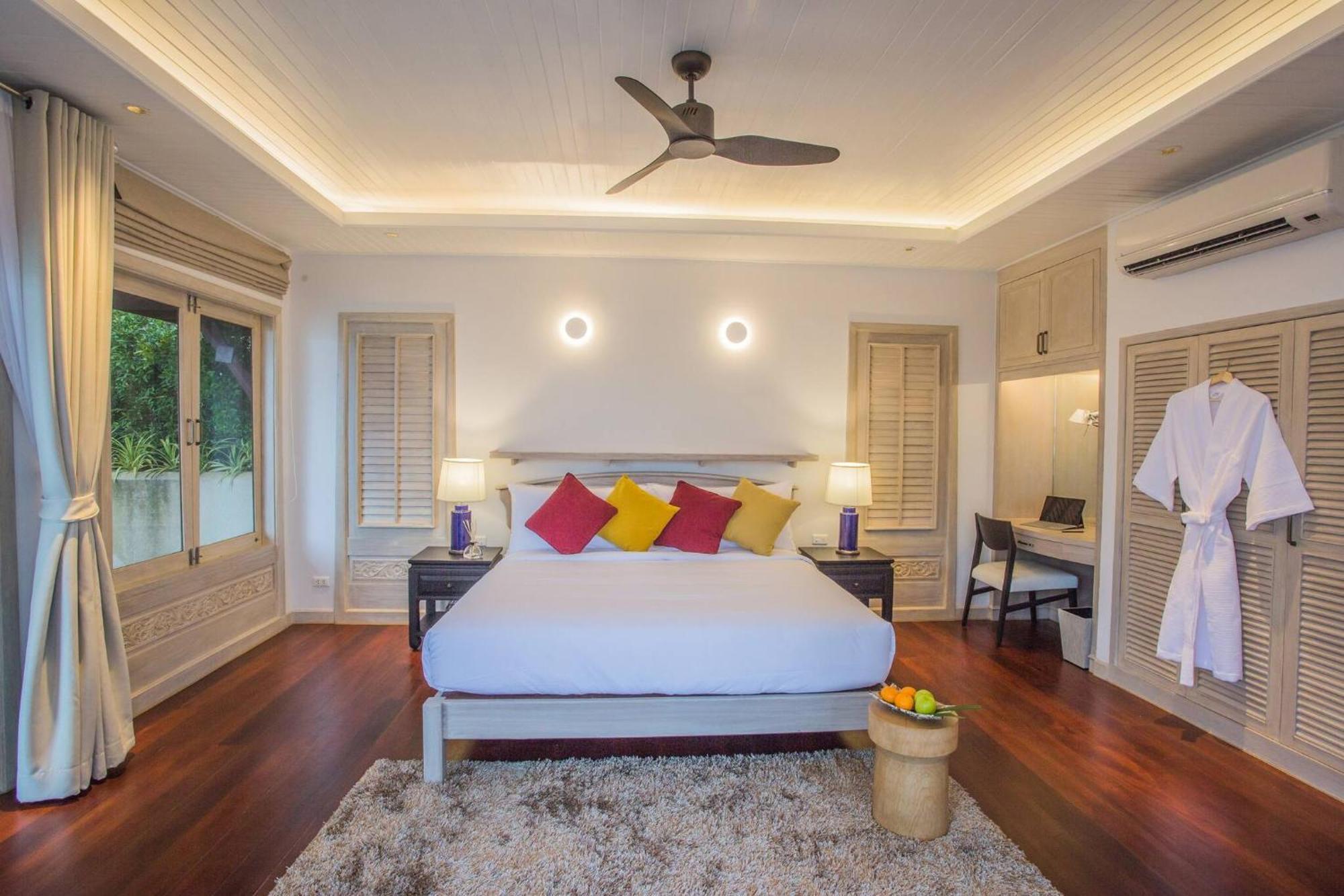 Rare Luxury Kamala Rock Cliff Pool 6 Bedrooms 8 Bathrooms Villa *