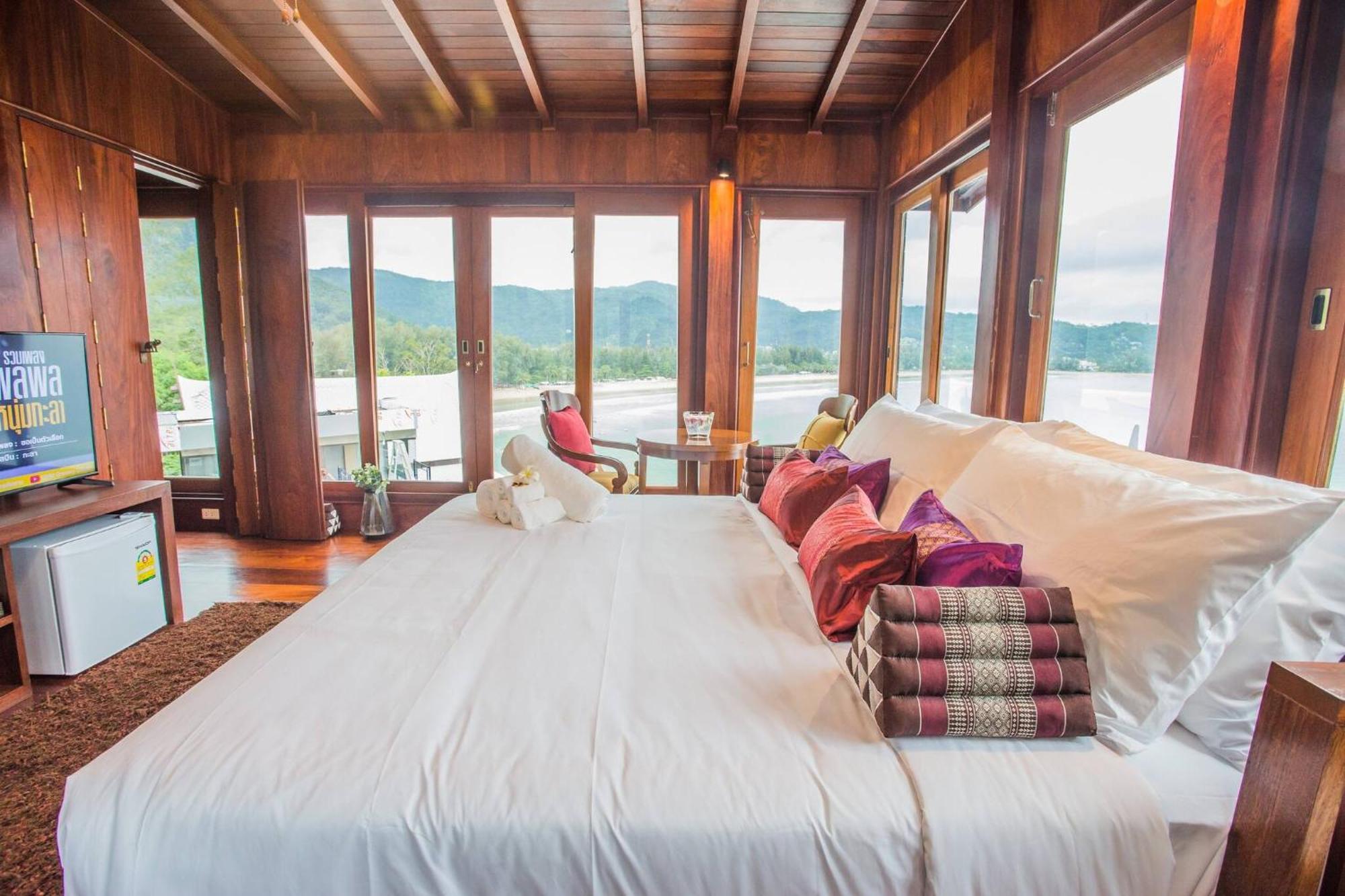 Villa Rare Luxury Kamala Rock Cliff Pool 6 Bedrooms 8 Bathrooms *
