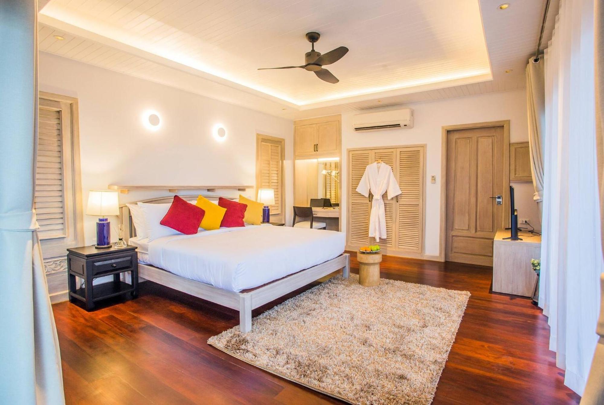 Villa Rare Luxury Kamala Rock Cliff Pool 6 Bedrooms 8 Bathrooms Surin Beach (Phuket)