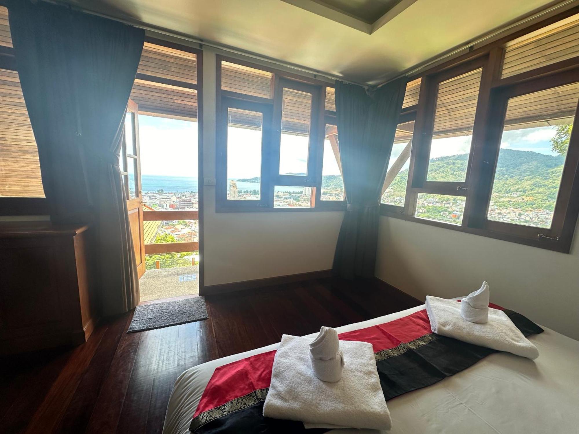 Moon Talay Panorama View Villa *