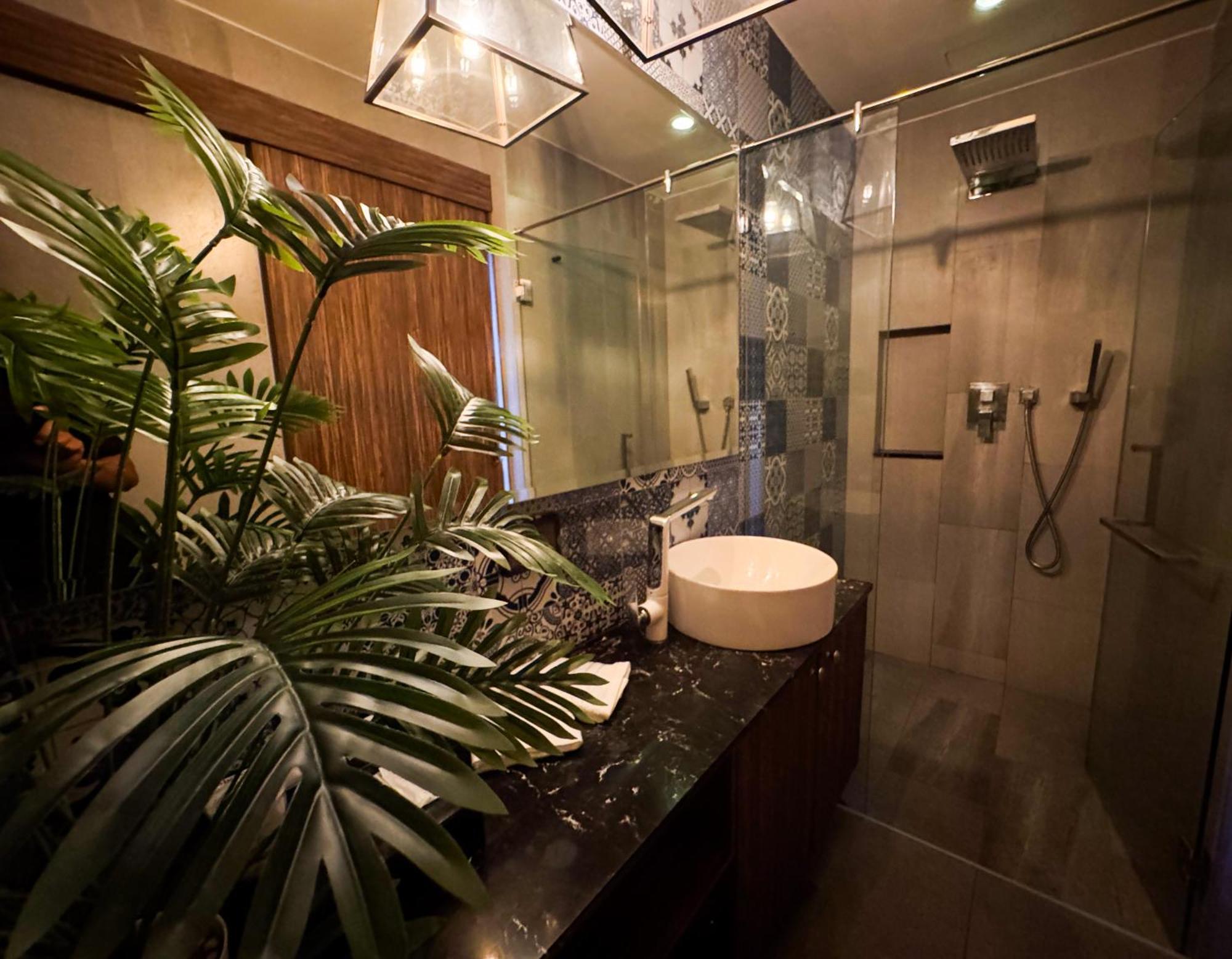 Apartment Cozy 1br With Big Balcony - 2 Pools & 5 Mins From Surin Phuket